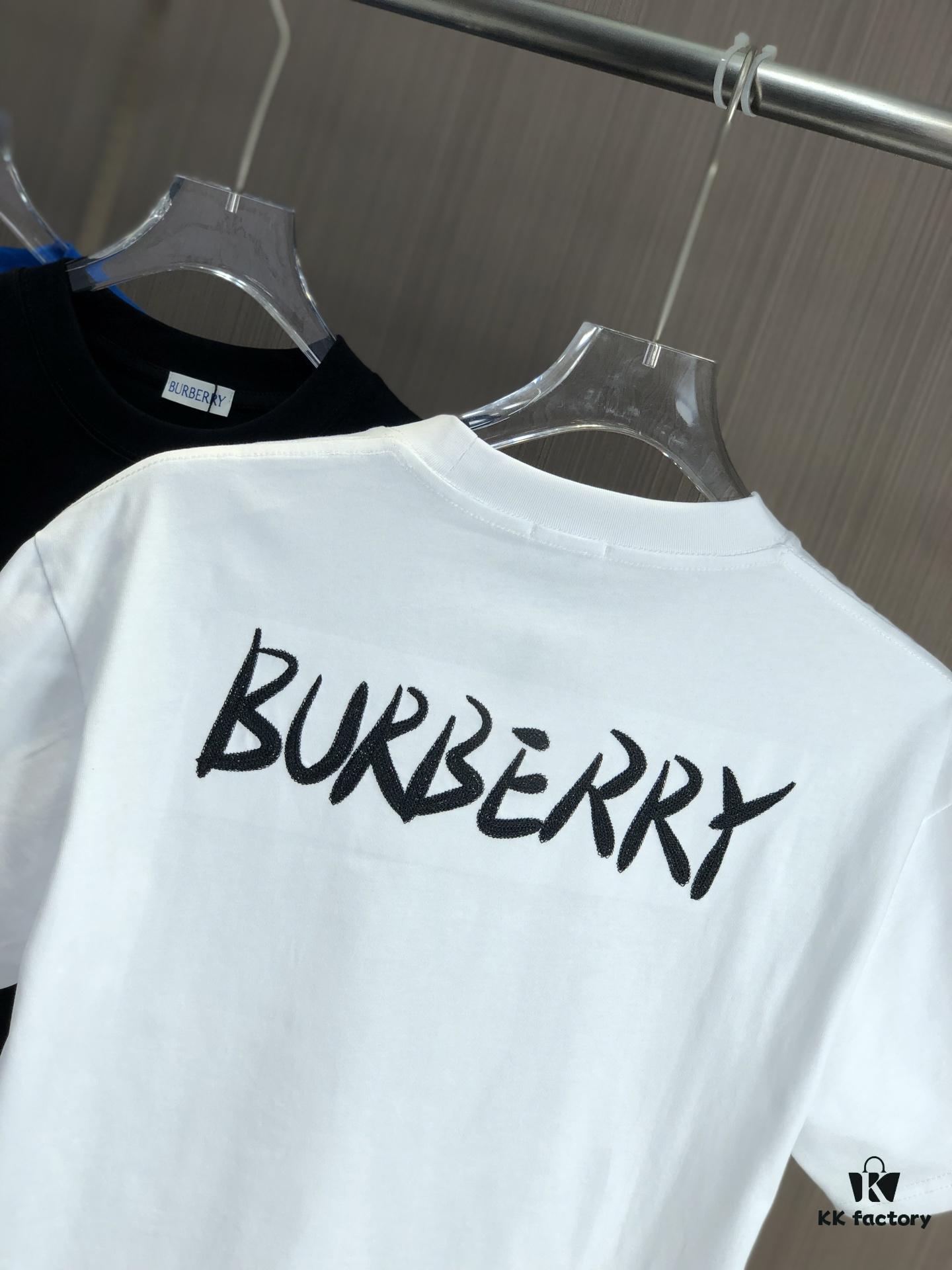 BURBERRY 2025 Spring/Summer New Arrival Round Neck Short Sleeve T-Shirt with Equestrian Chain Embroidery, 320g Double Combed Cotton Fabric, Slightly Loose Unisex Fit