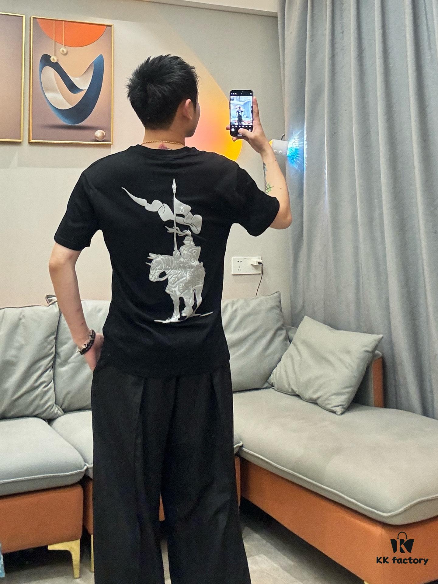 Real-shot model photo