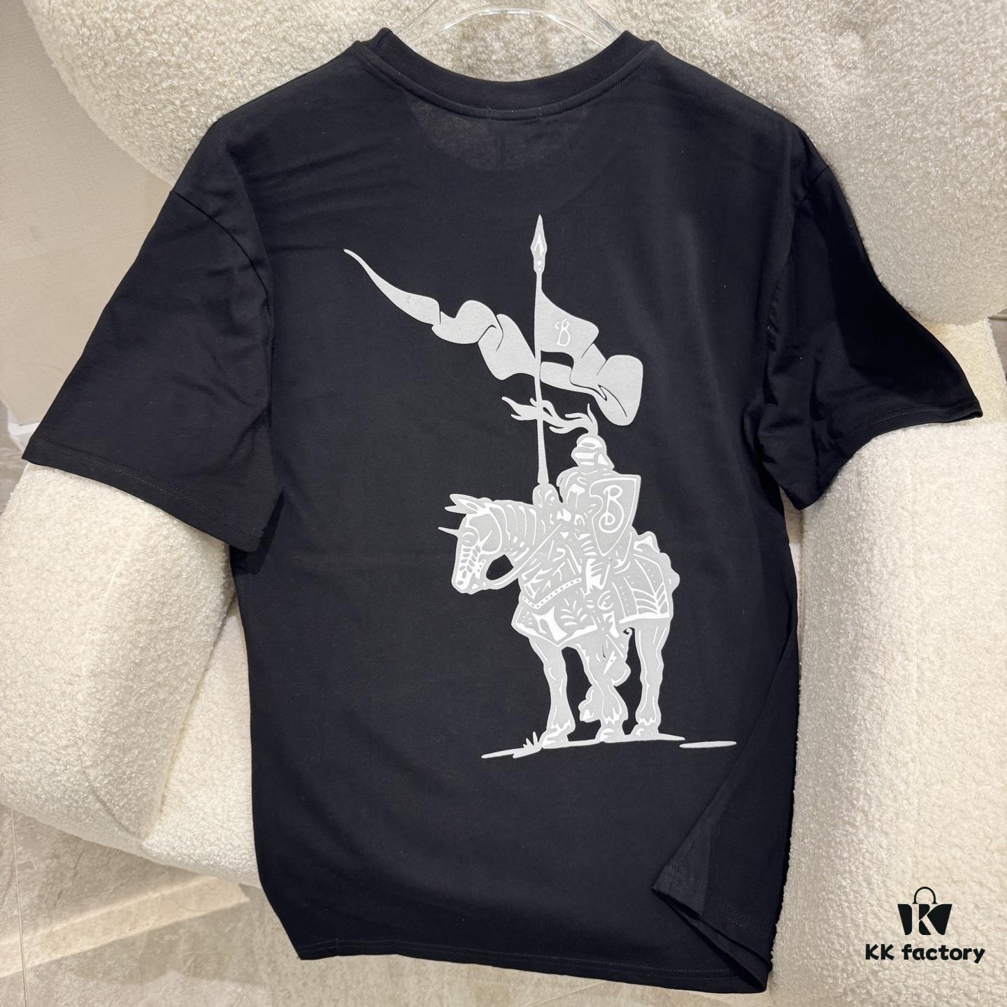 Burberry Foil-Embossed and Embroidered Horse Logo Short Sleeve T-Shirt Unisex