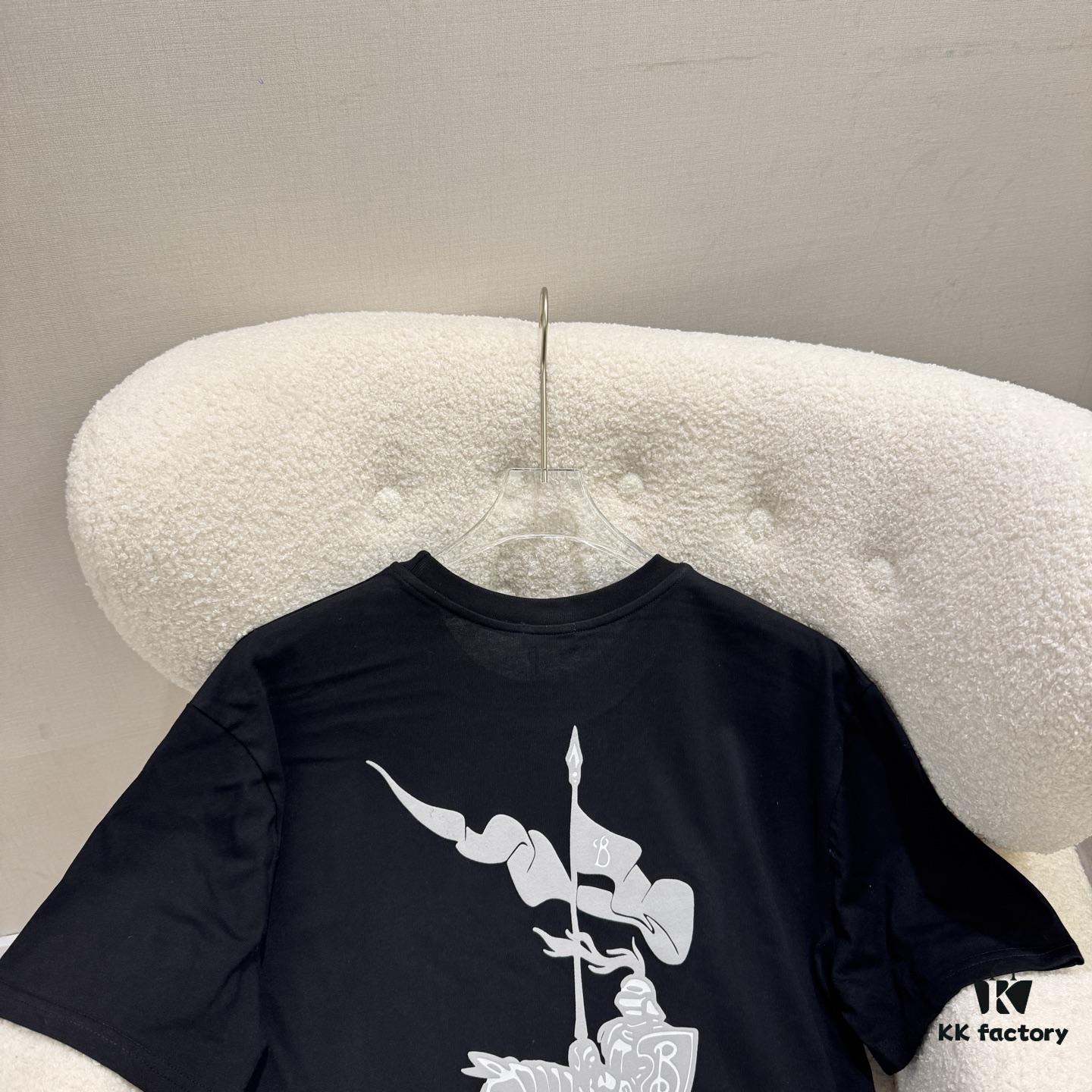 Burberry Foil-Embossed and Embroidered Horse Logo Short Sleeve T-Shirt Unisex