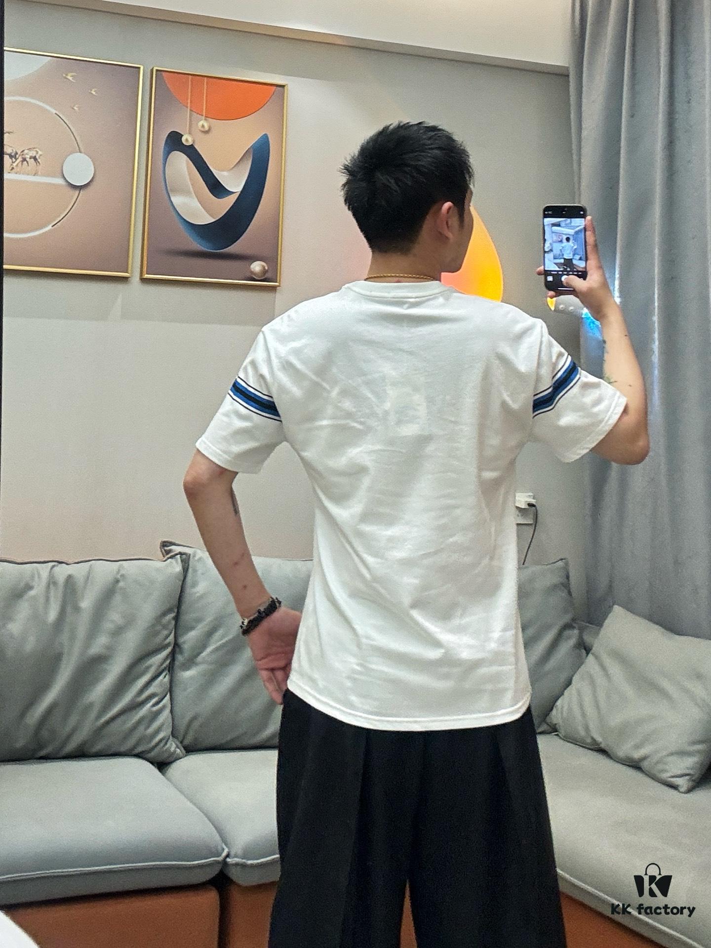 Real-shot model photo