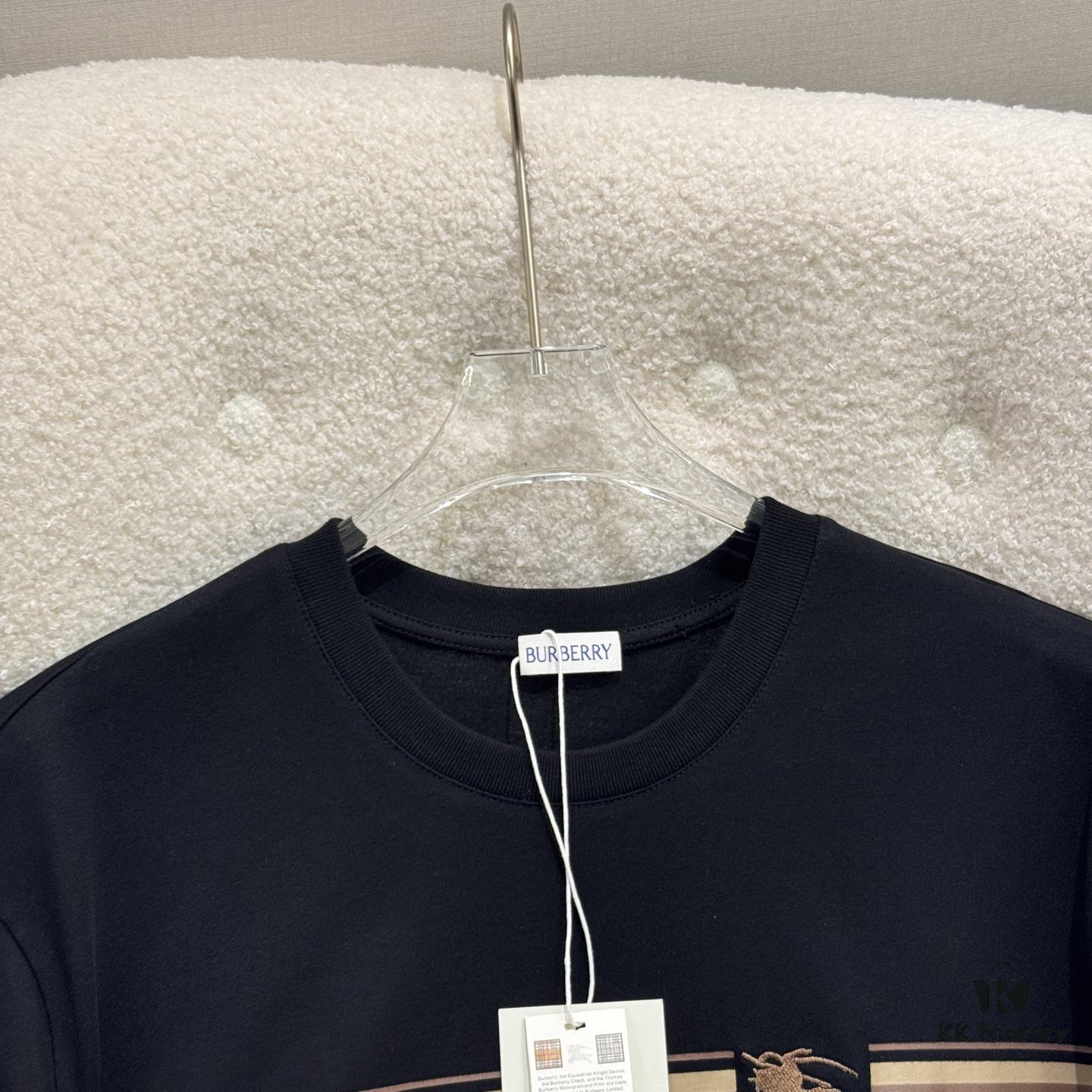 BURBERRY 2025 Spring-Summer New Arrival Short Sleeve T-Shirt, Runway-Inspired Fashion Casual Tee with Designer Logo, Premium 100% Cotton