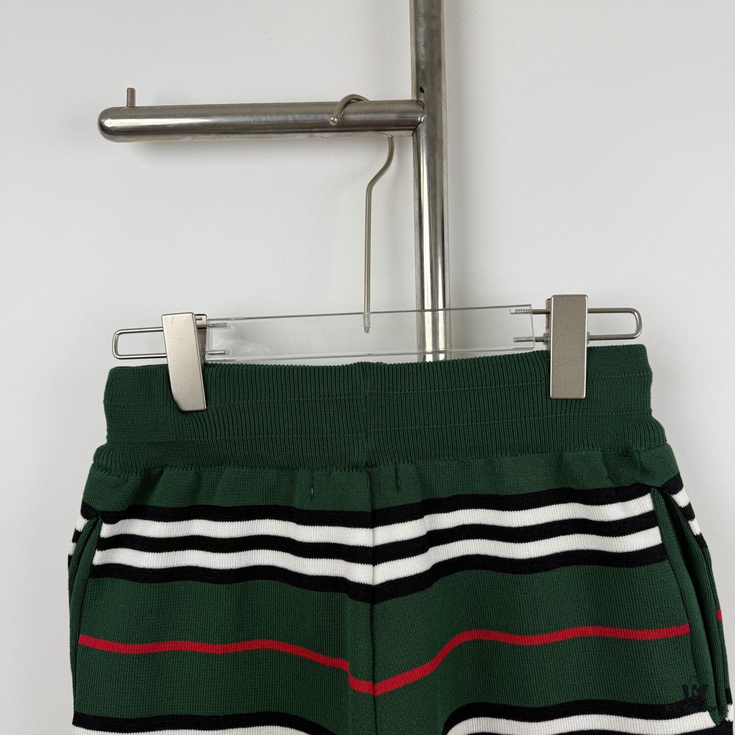 New Burberry Classic Green Striped Knit Straight Shorts Unisex