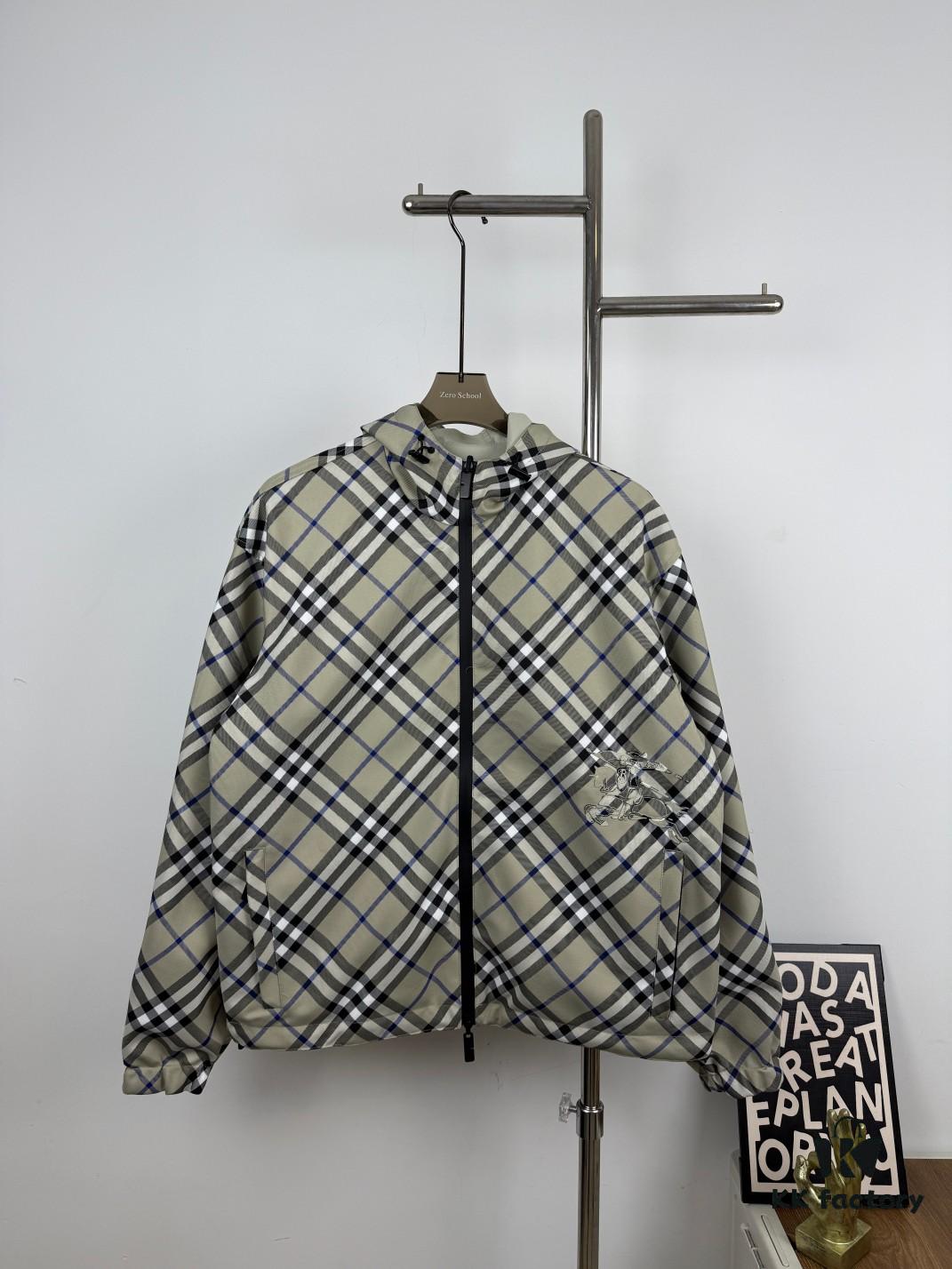 New Burberry Plaid Knight Horse Double-Sided Lightweight Hooded Jacket