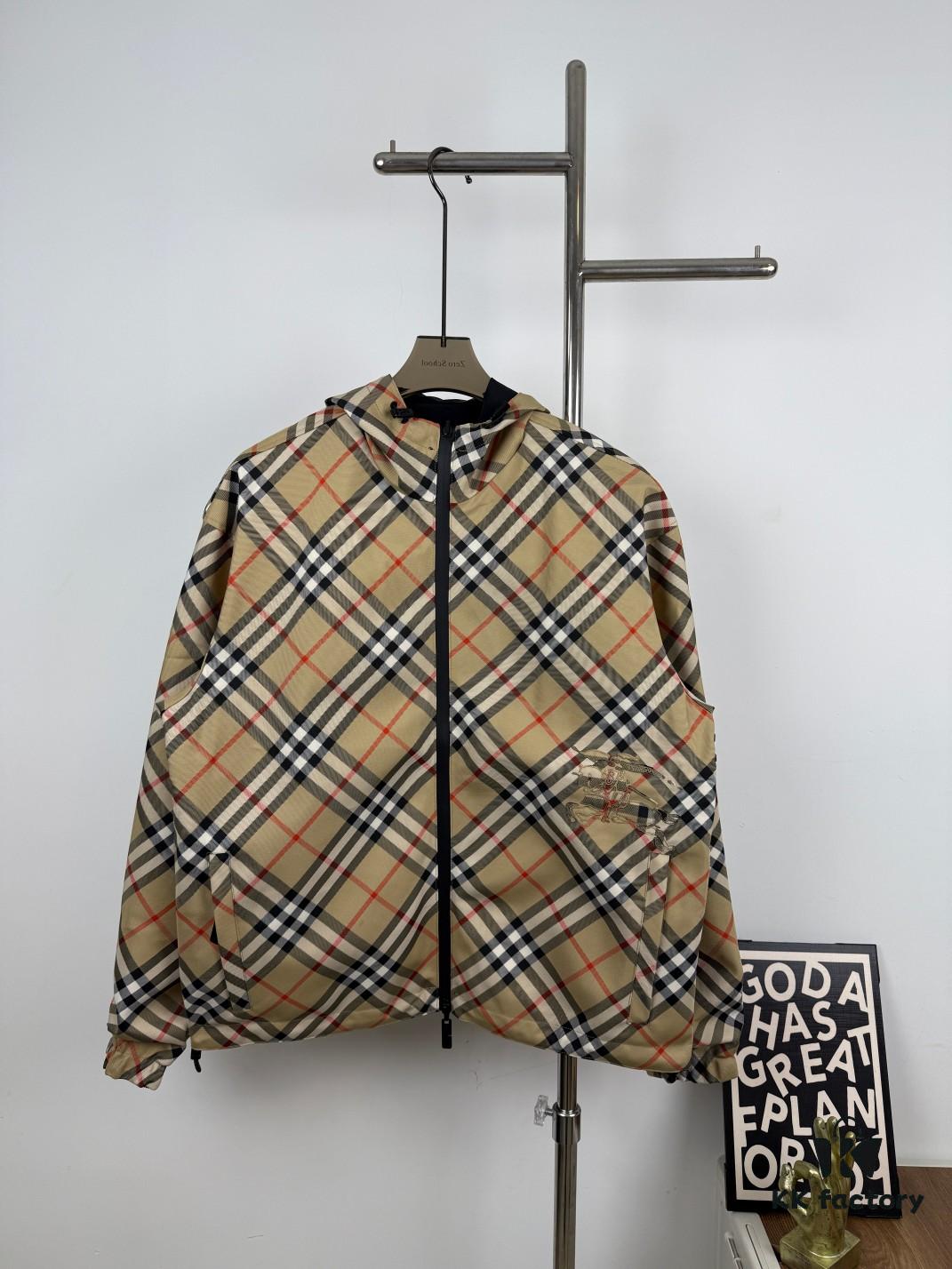 New Burberry Check Pattern Knight Horse Double-Sided Lightweight Hooded Jacket