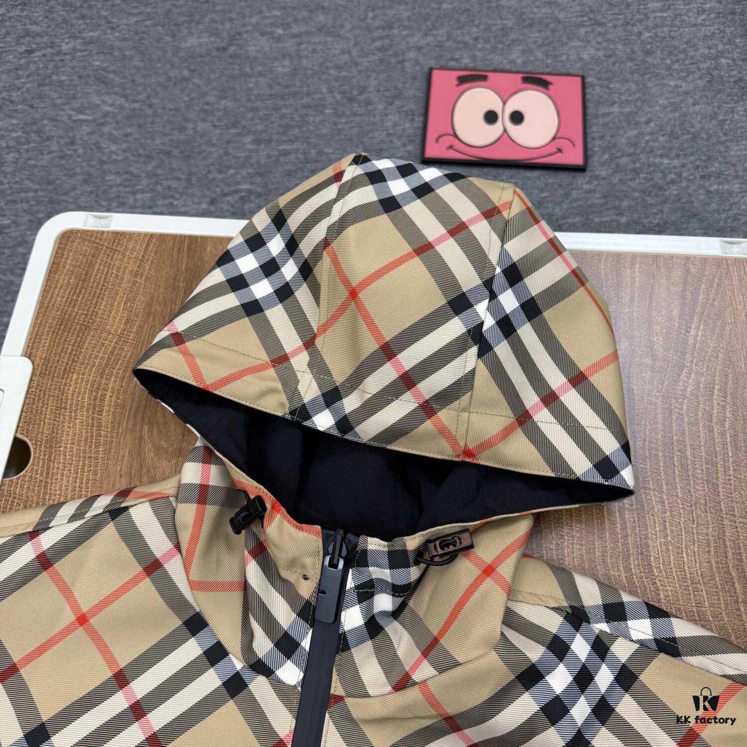 New Burberry Check Pattern Knight Horse Double-Sided Lightweight Hooded Jacket