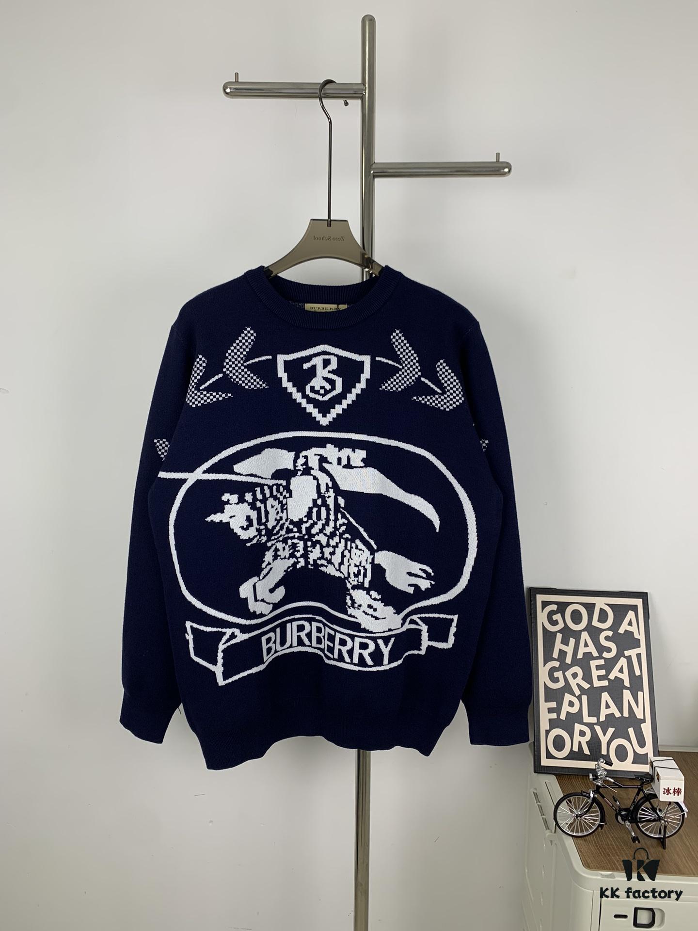 New BURBERRY Classic Blue Equestrian Knight Jacquard Crew-Neck Knit Sweater for Couples - Premium Original Single Version