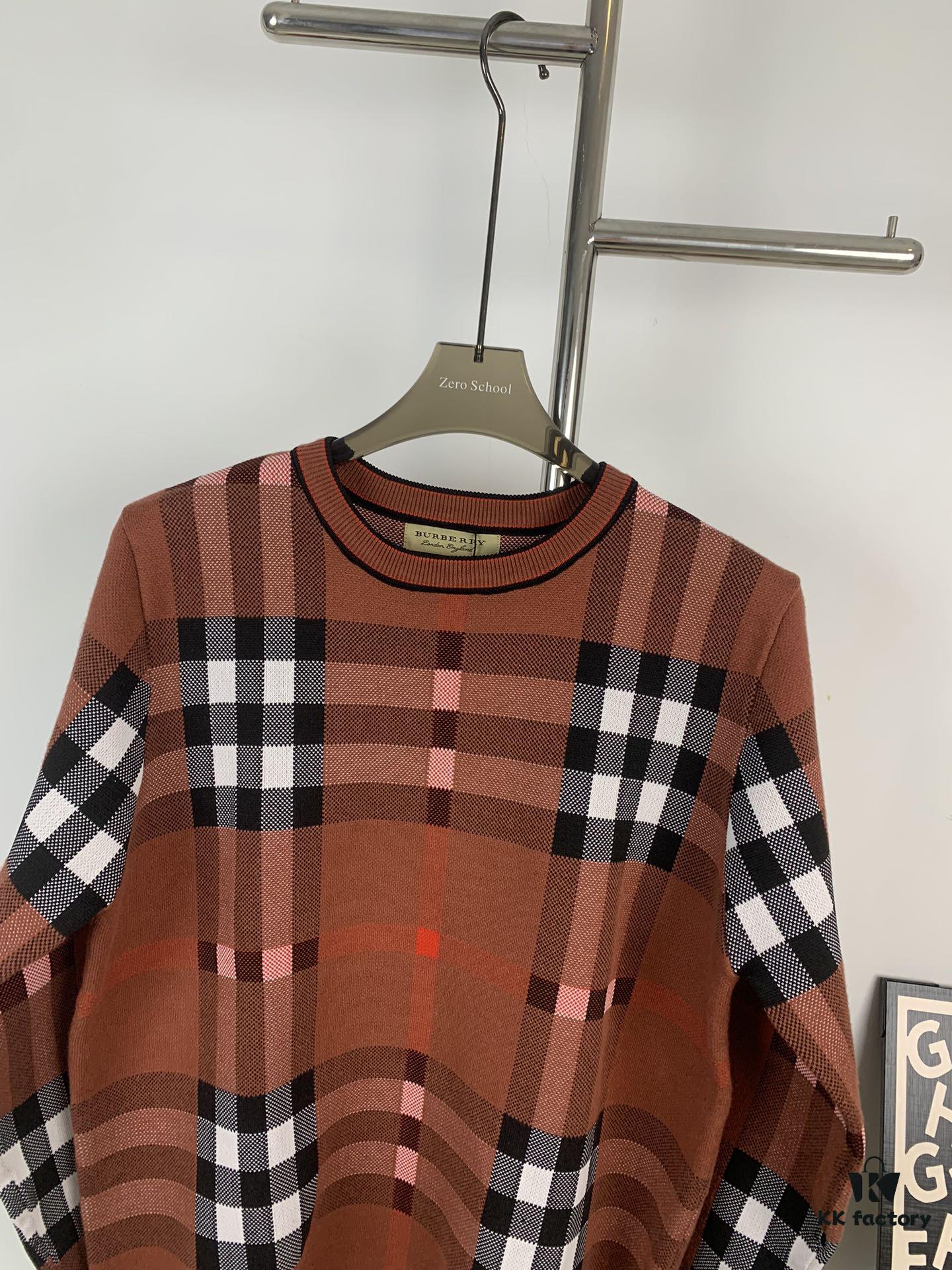 New Burberry 2024 Classic Striped Plaid Double Jacquard Crew Neck Knit Sweater