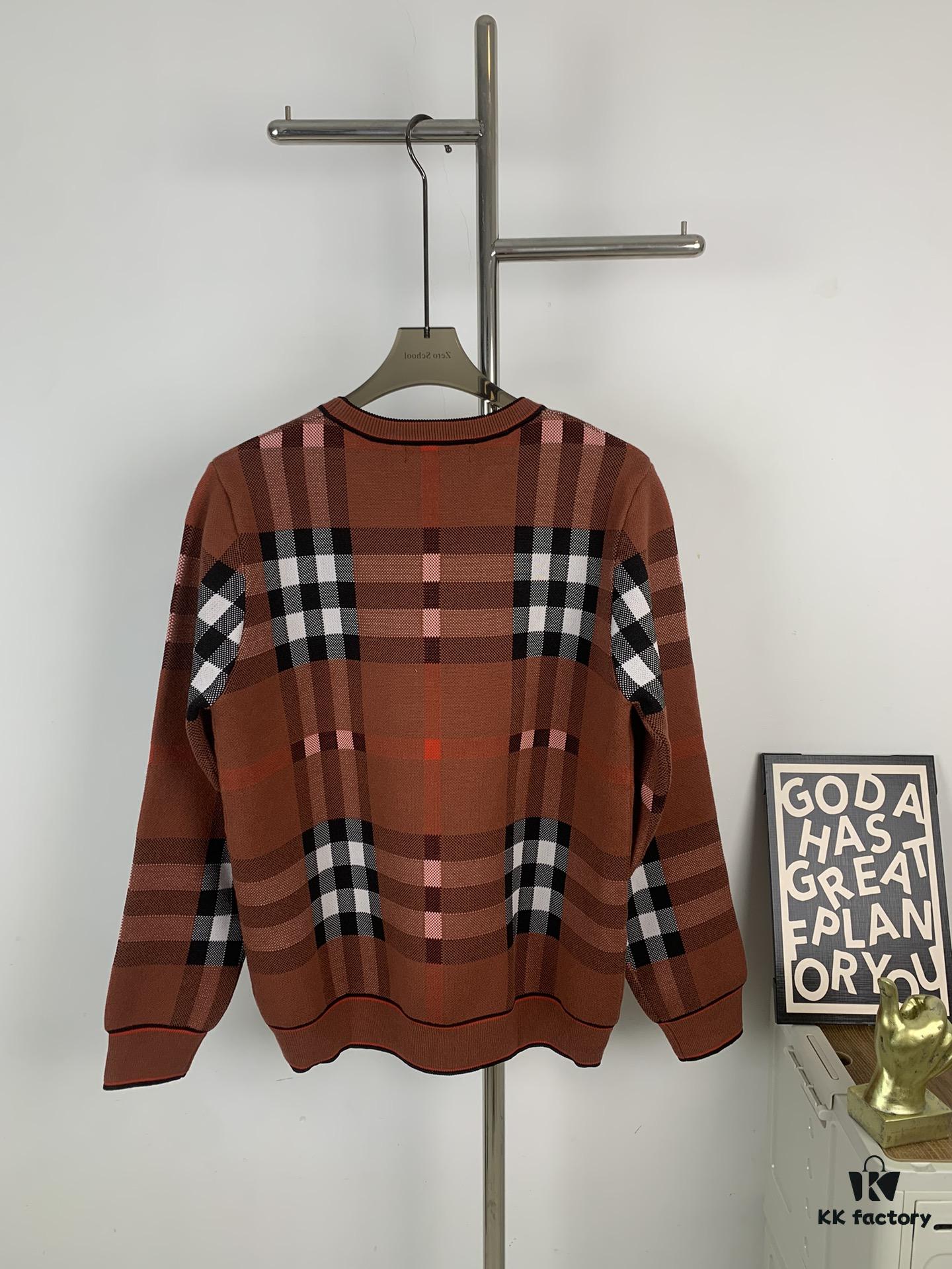 New Burberry 2024 Classic Striped Plaid Double Jacquard Crew Neck Knit Sweater