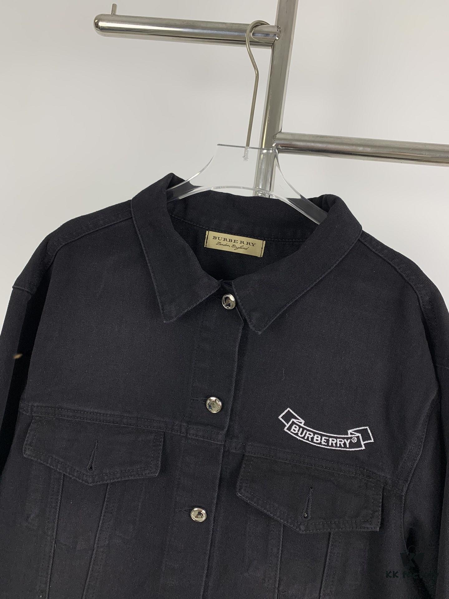 New Burberry & Supreme 2024 Collaborative Embroidered Horse Motif Denim Jacket Unisex