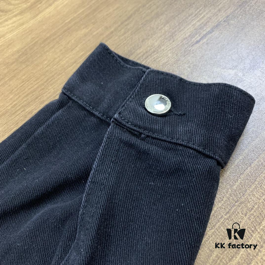 New Burberry & Supreme 2024 Collaborative Embroidered Horse Motif Denim Jacket Unisex