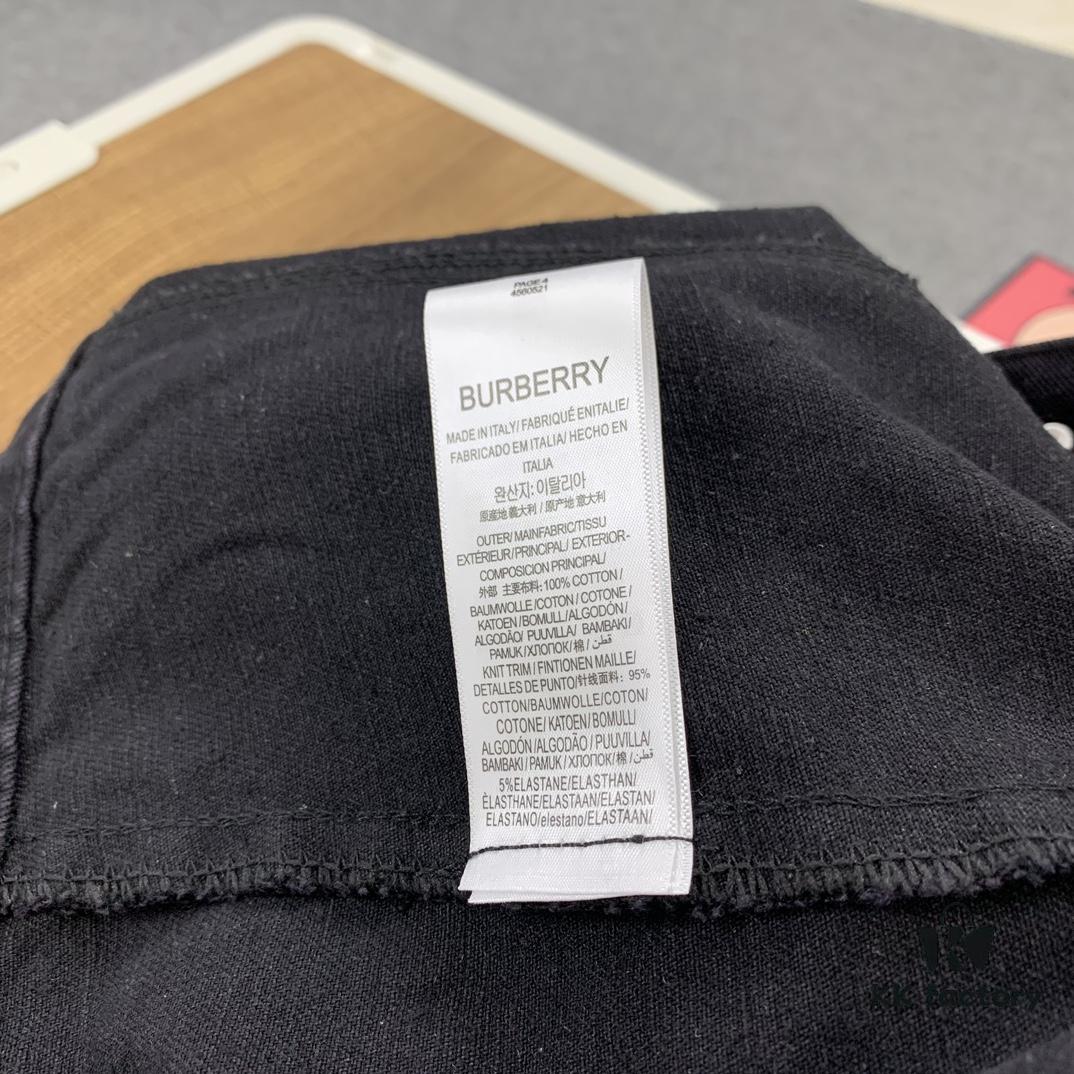 New Burberry & Supreme 2024 Collaborative Embroidered Horse Motif Denim Jacket Unisex