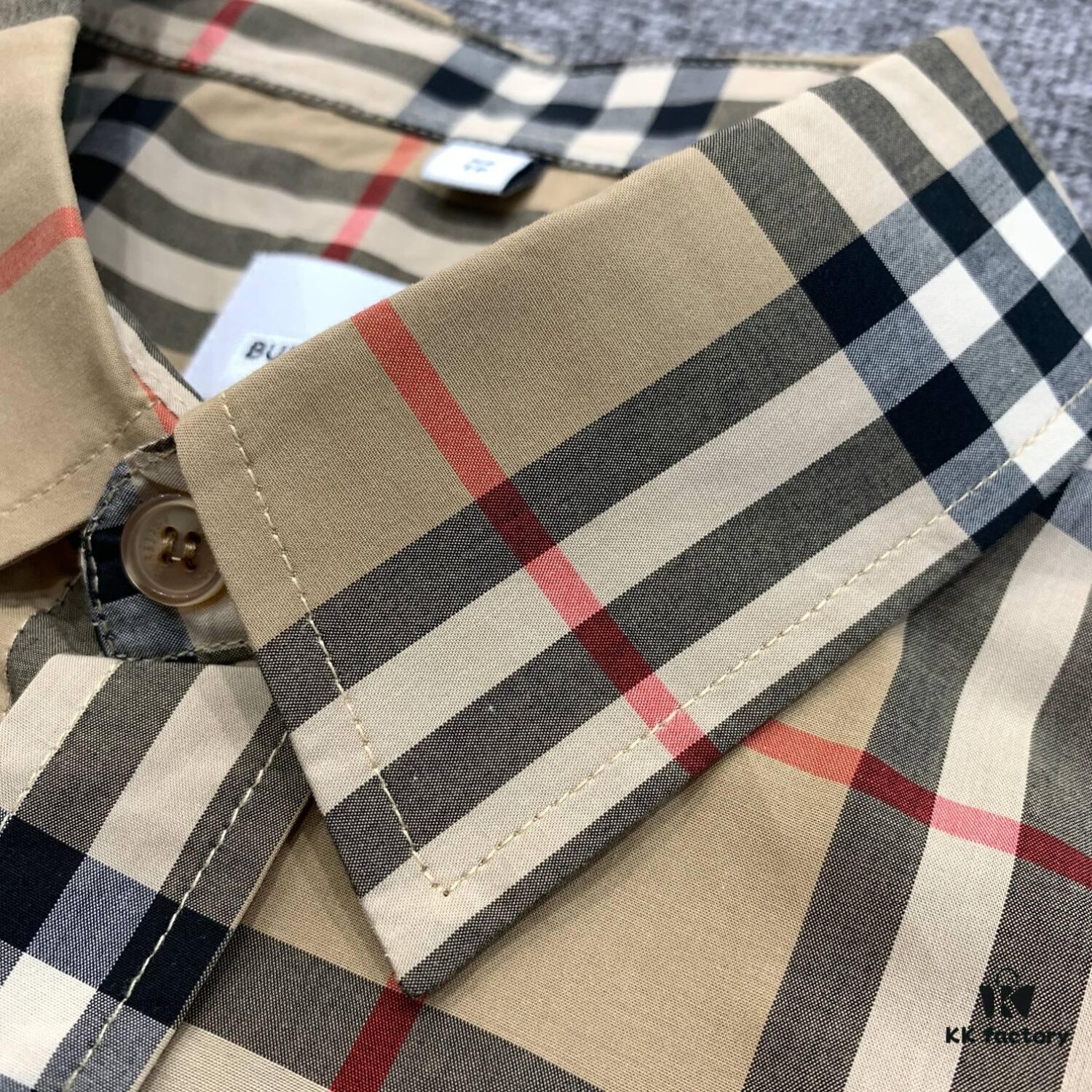 New Burberry Classic Stripe Long-Sleeve Shirt, Iconic BBR Brand Checkered Pattern Shirt, Best-Selling Counter Style