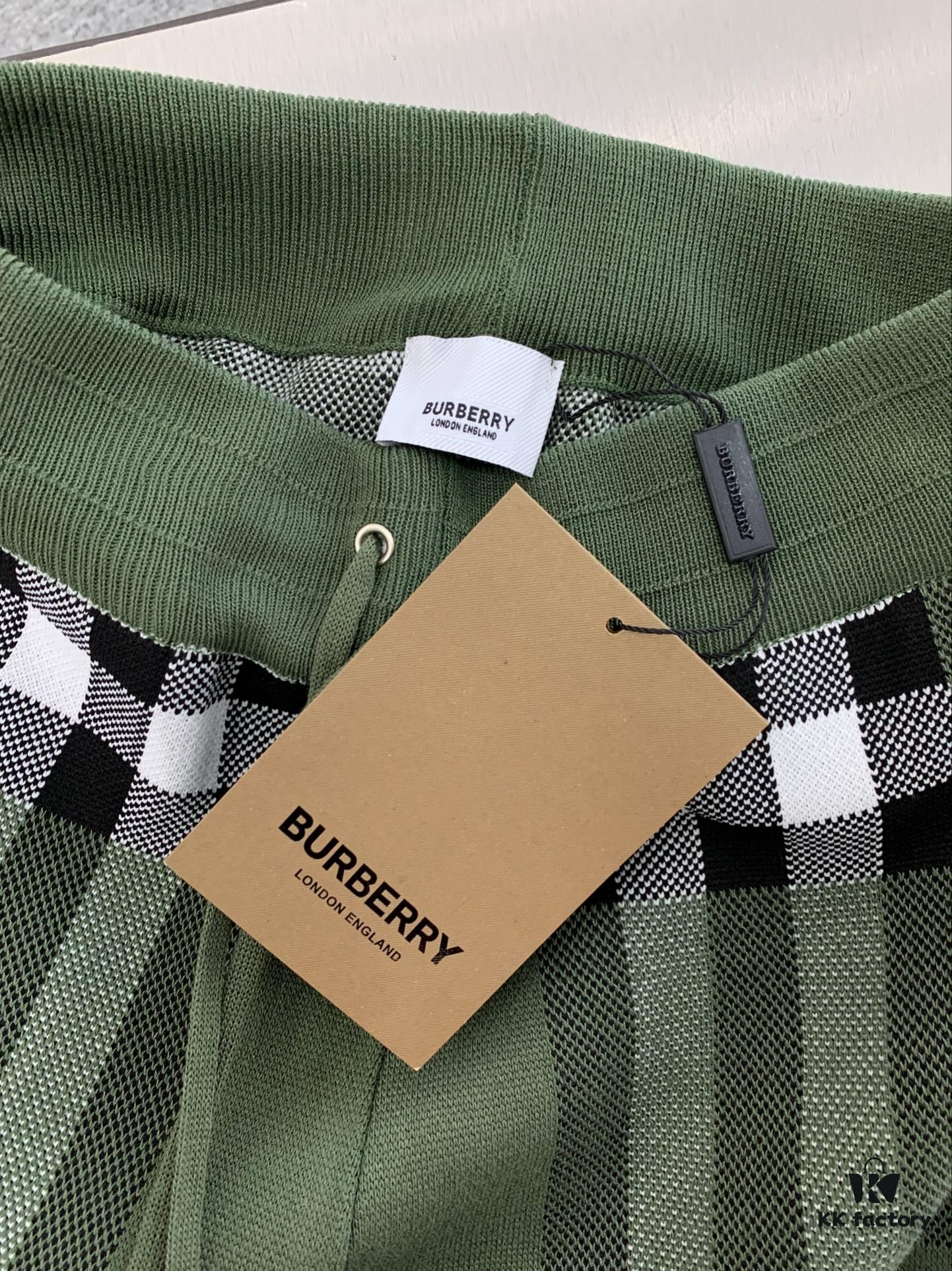 New BURBERRY Classic Plaid Knit Shorts Unisex