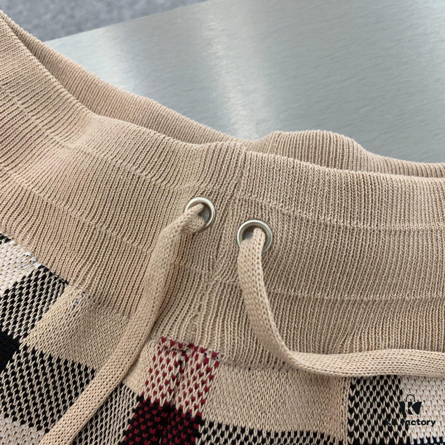 New BURBERRY Classic Plaid Knit Shorts Unisex