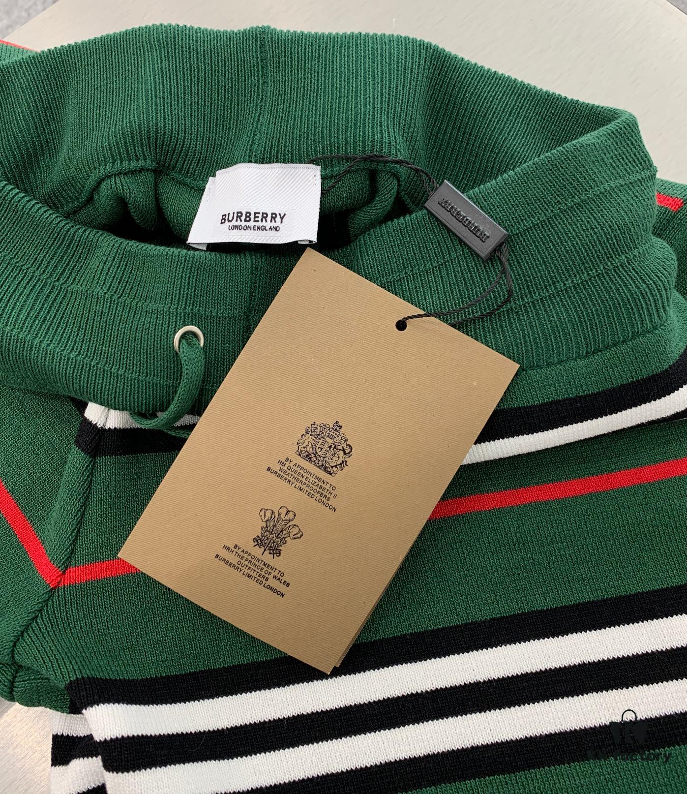 New Burberry Classic Green Striped Knit Straight Shorts Unisex