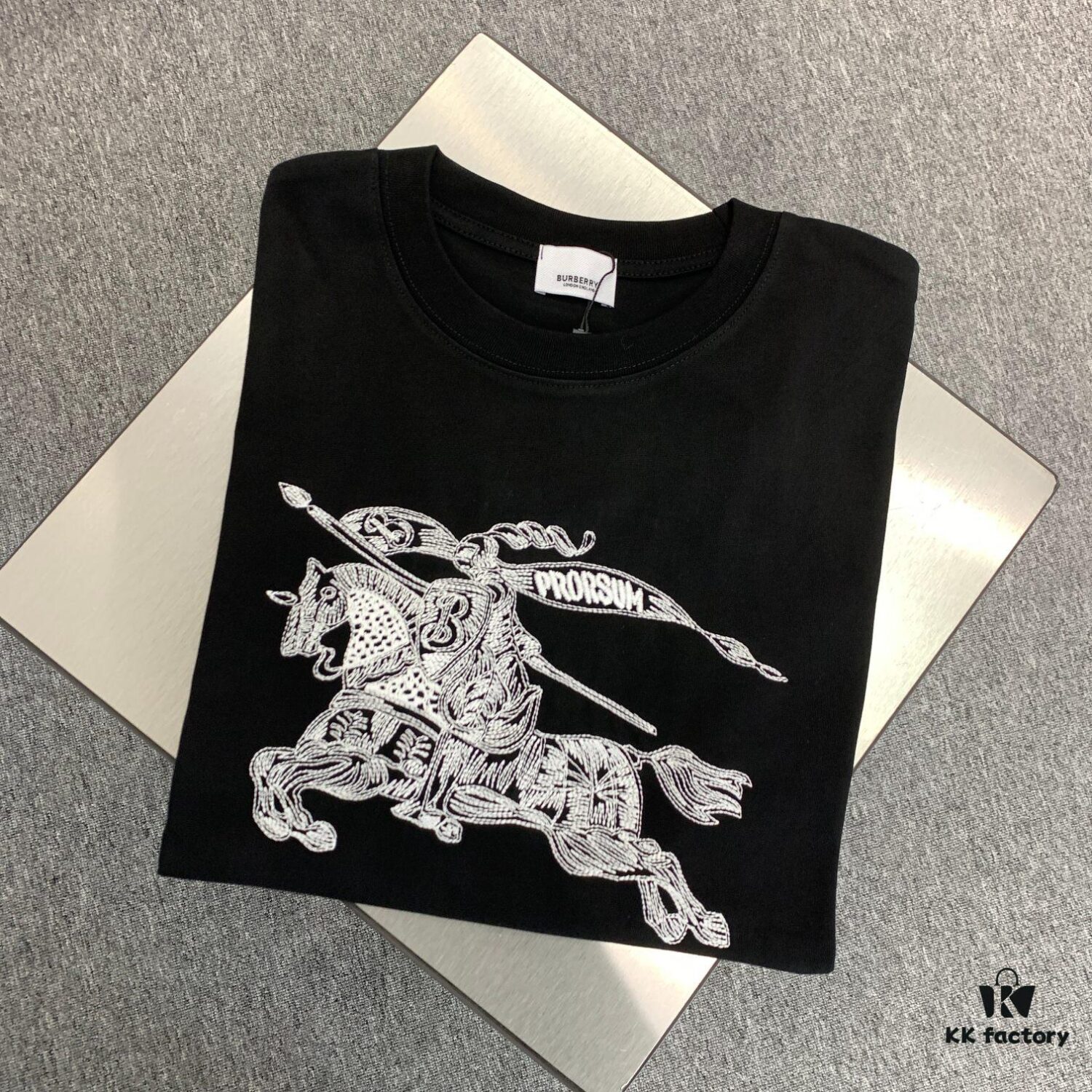 New BBR Burberry 24SS Embroidered 3D Horse Short Sleeve T-Shirt