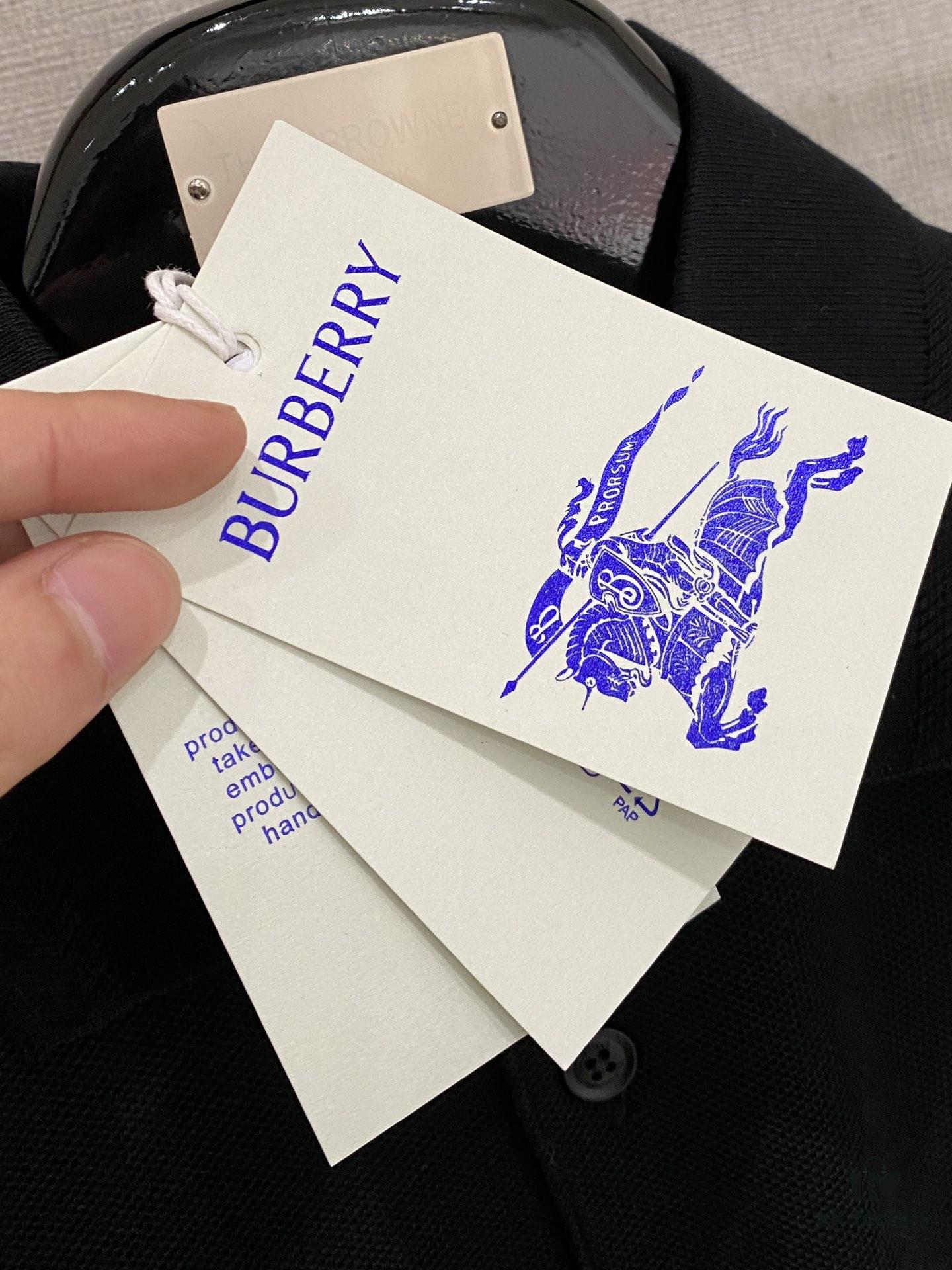 Burberry 2025 Newest Short Sleeve T-Shirt, Stylish and Fashionable with Exquisite Embroidered Logo on Chest, Simple and Versatile Design