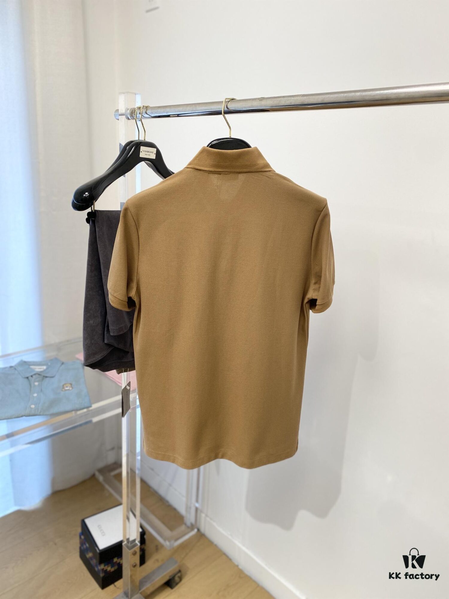 Burberry, 2025 Latest Short Sleeve T-Shirt, Stylish and Fashionable with Exquisite Embroidered Logo on Chest, Simple and Versatile Design