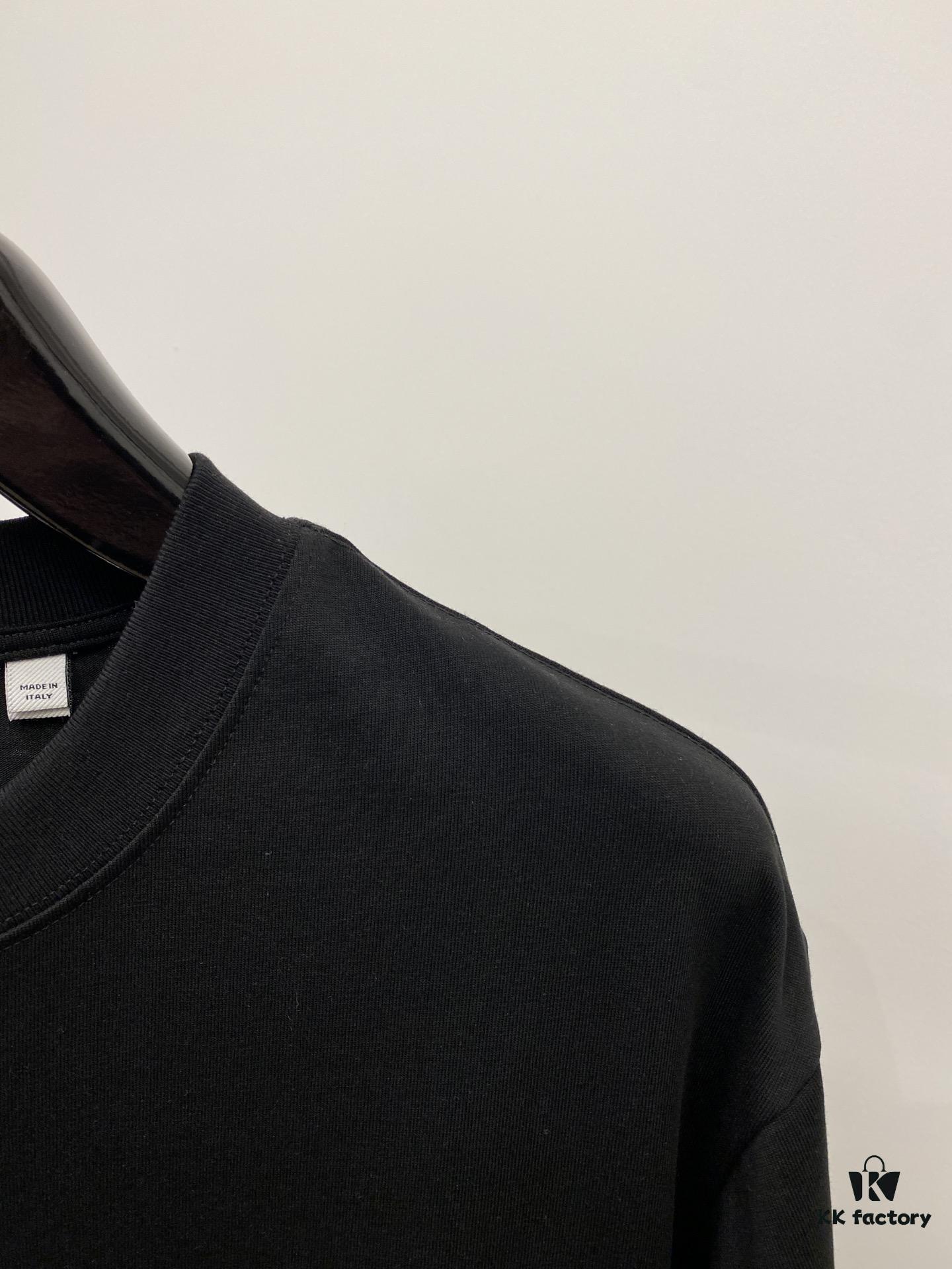 Burberry, 2025 Latest Short-Sleeve T-Shirt, Stylish and Fashionable with Exquisite Embroidered Logo, Simple and Versatile Design