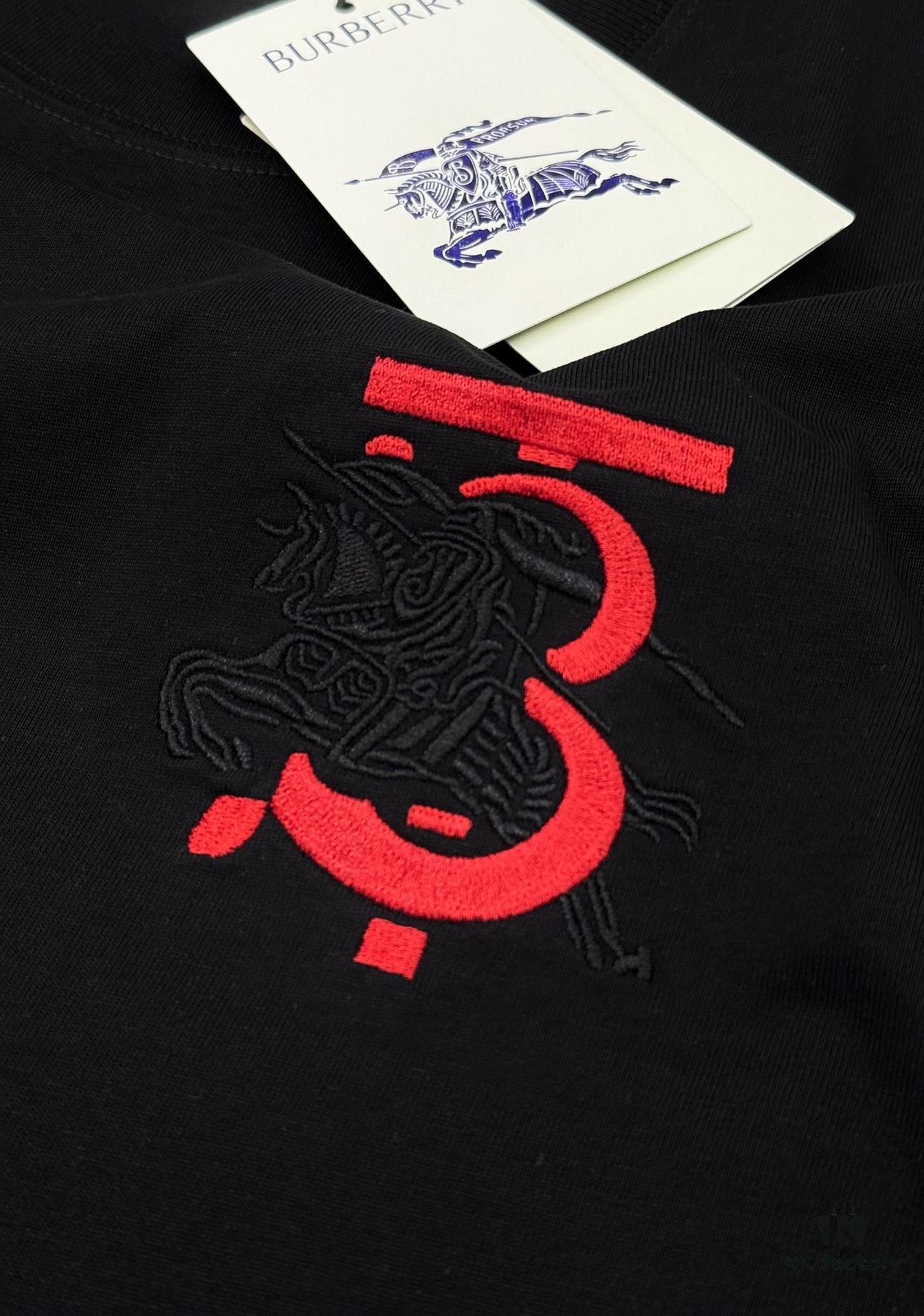 BBR* Bao-Bao Li 25s Classic Short-Sleeve Unisex T-Shirt – Front Chest TB Horse 3D Embroidered Logo, Premium 260g Pure Cotton, Soft and Breathable, Basic Style for Long-Lasting Wear