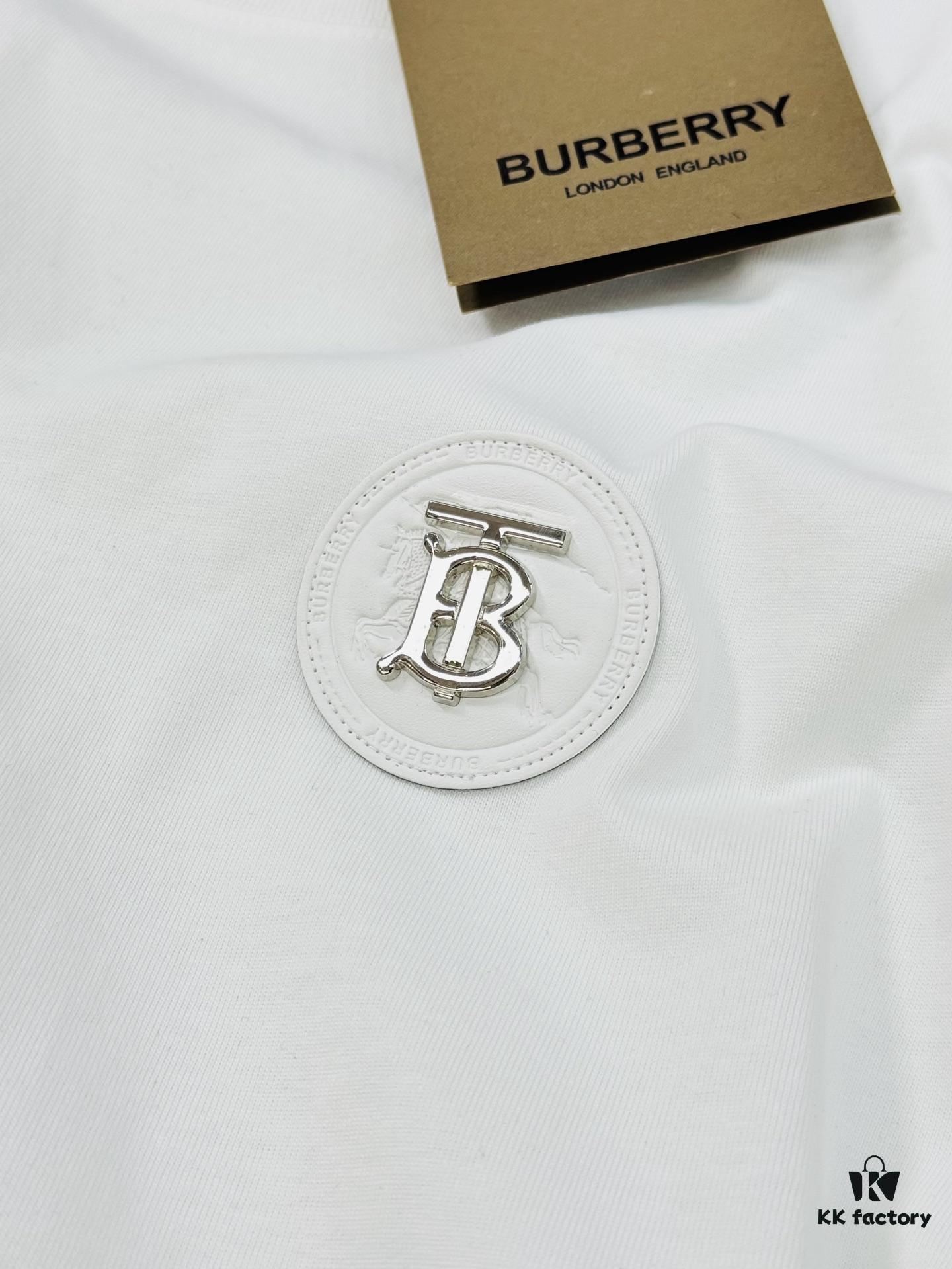 BBR* Bao-Bao-Li 25SS Limited Edition T-Shirt, Unisex Style! Premium 260g Fully Combed Cotton, Custom Leather Chest Patch, Shoulder Plaid Panel Craft for Strong Textural Feel and 3D Effect, Oversized Slightly Expanded Silhouette, Complete Three Labels. Colors: Black, White. European Size: S, M, L, XL (Recommended Size M for Height 175cm / Weight 70kg)