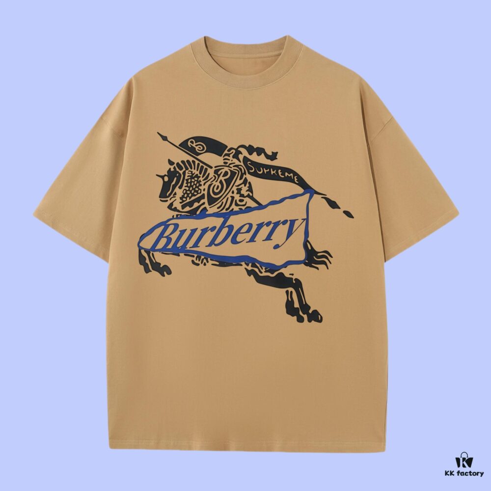 Burberry 2025 Fall Spring-Summer Collection Equestrian Graphic Short Sleeve T-Shirt Premium Quality, Special Jacquard 270G 32-Count Double-Yarn Pure Cotton Fabric, Relaxed Fit Unisex Design