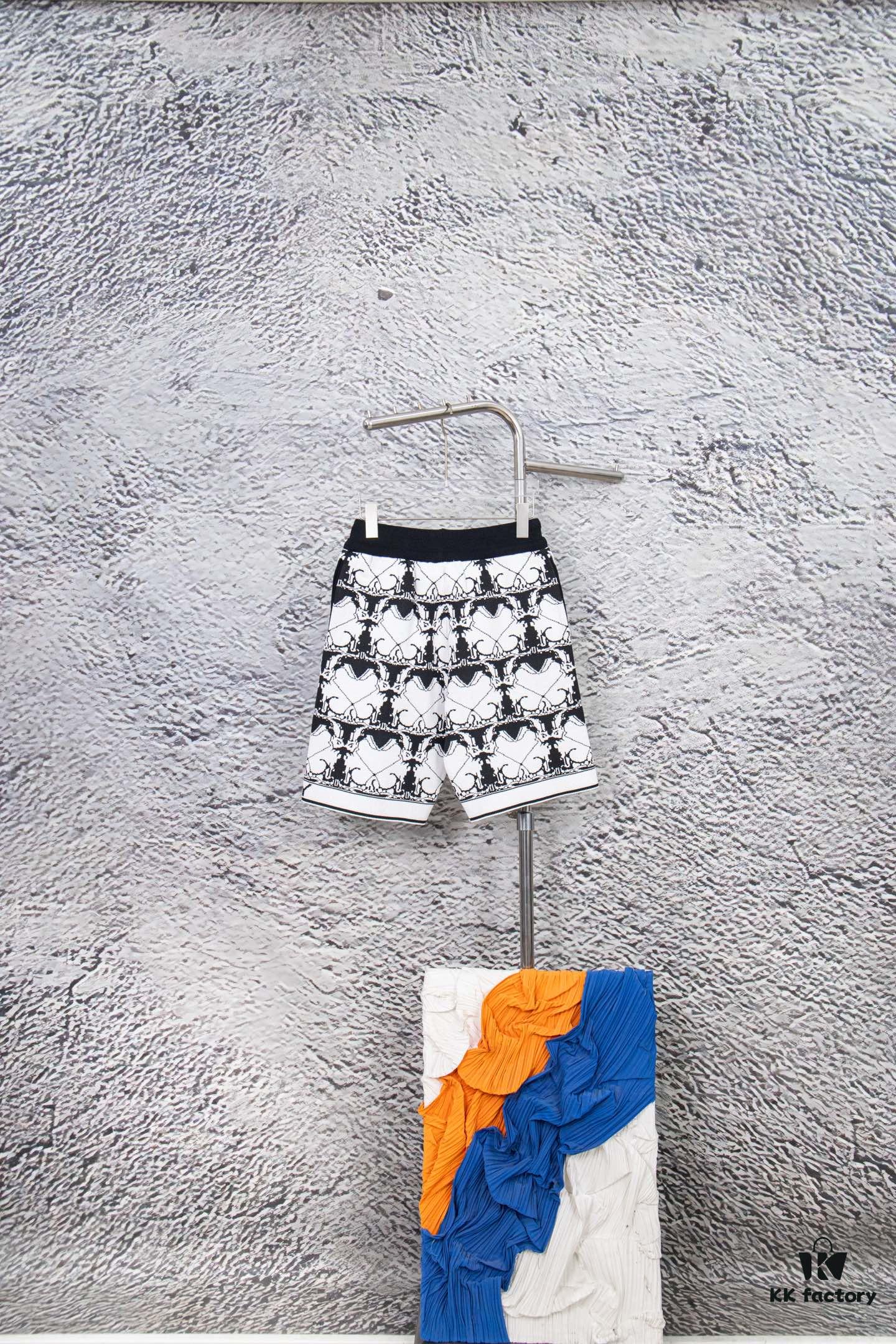 New BURBERRY Barbour Full-Print Knit Shorts Model Y108