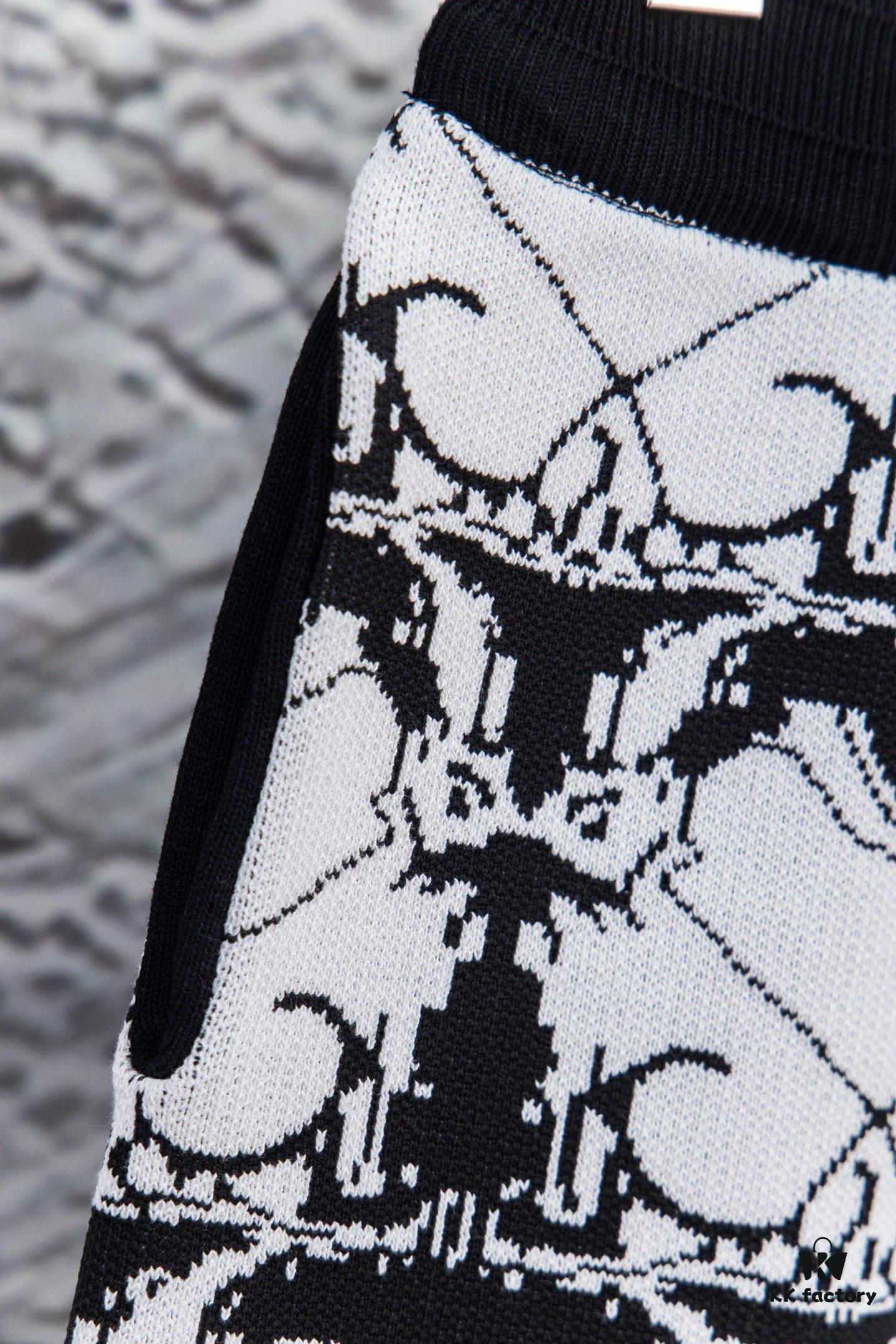 New BURBERRY Barbour Full-Print Knit Shorts Model Y108