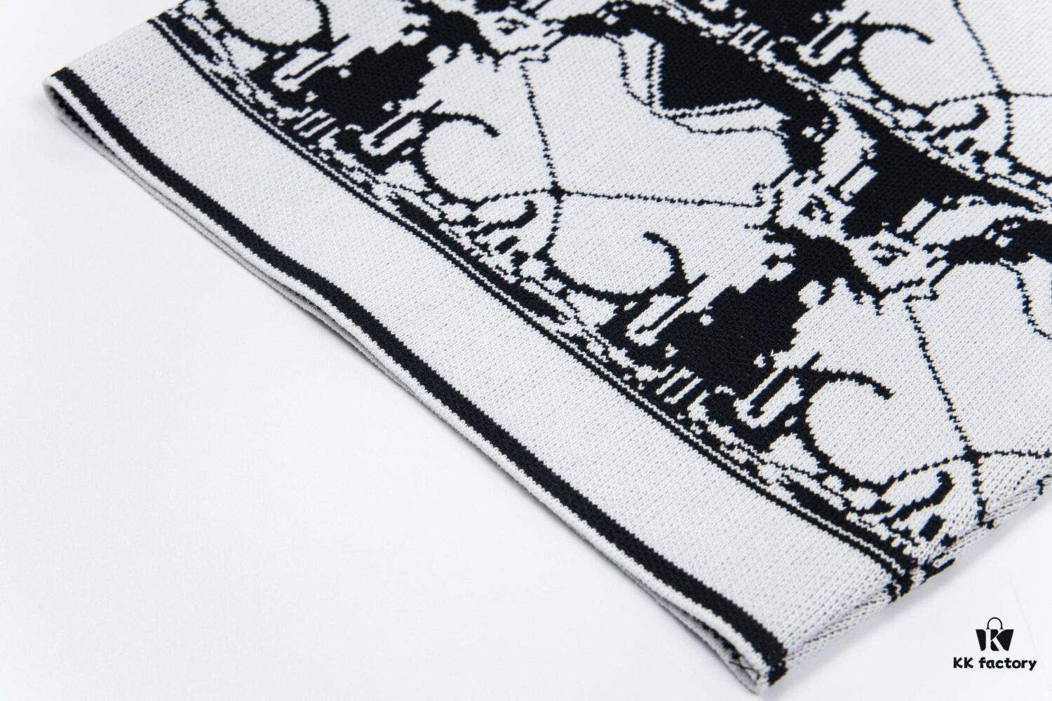 New BURBERRY Barbour Full-Print Knit Shorts, 2023SS Collection, Custom Waffle-Knit Fabric, Jacquard Knit Design, Striped Pattern, Premium Hardware Drawstring, Fashionable and Comfortable Fit