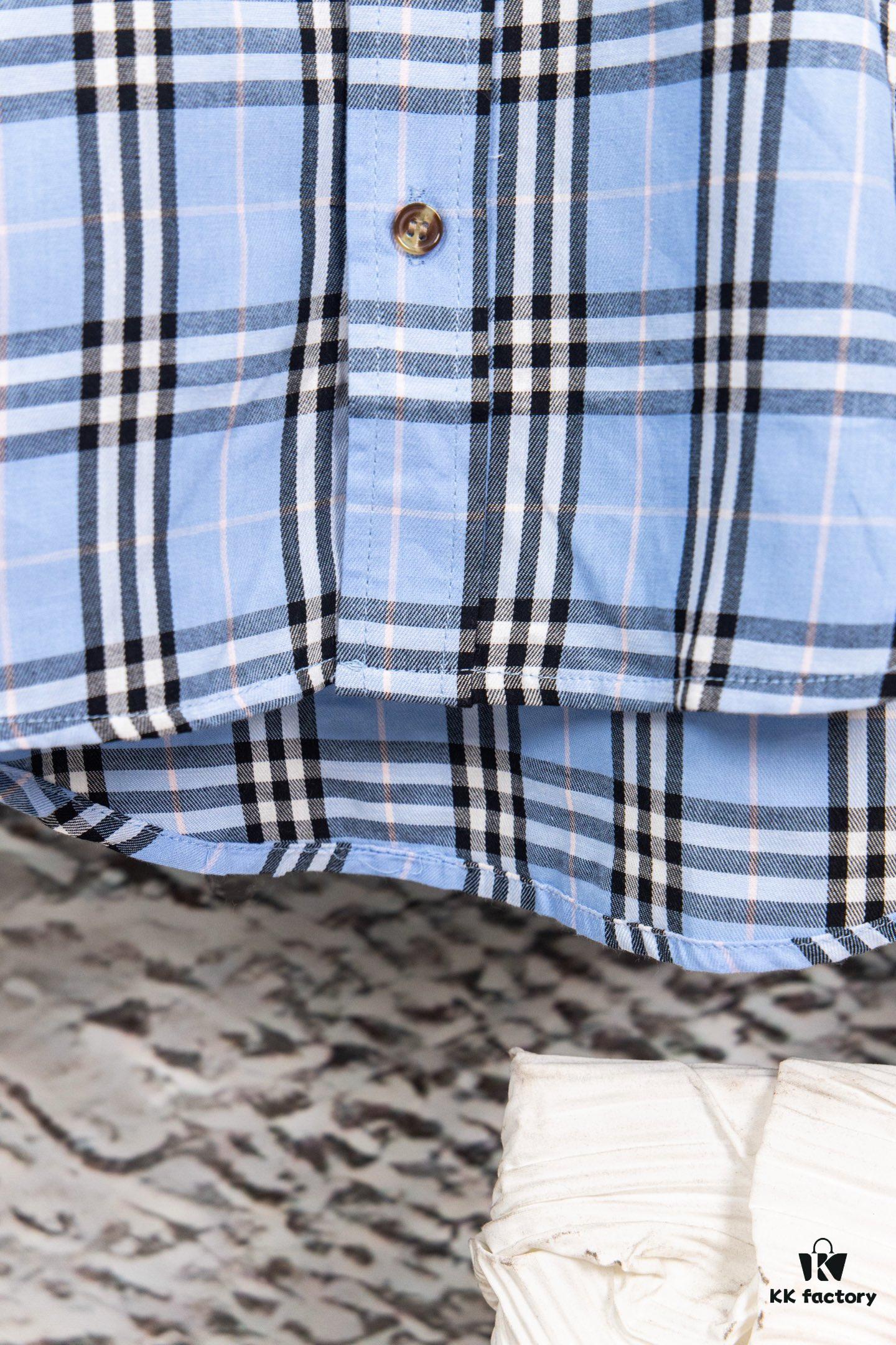 Burberry Letter Plaid Cotton Poplin Shirt, 100% Pure Cotton, Original Quality, Chest Patch Pocket, Toweling Fabric Appliqué on Sleeves, All-Over Pattern Matching, Unisex Design