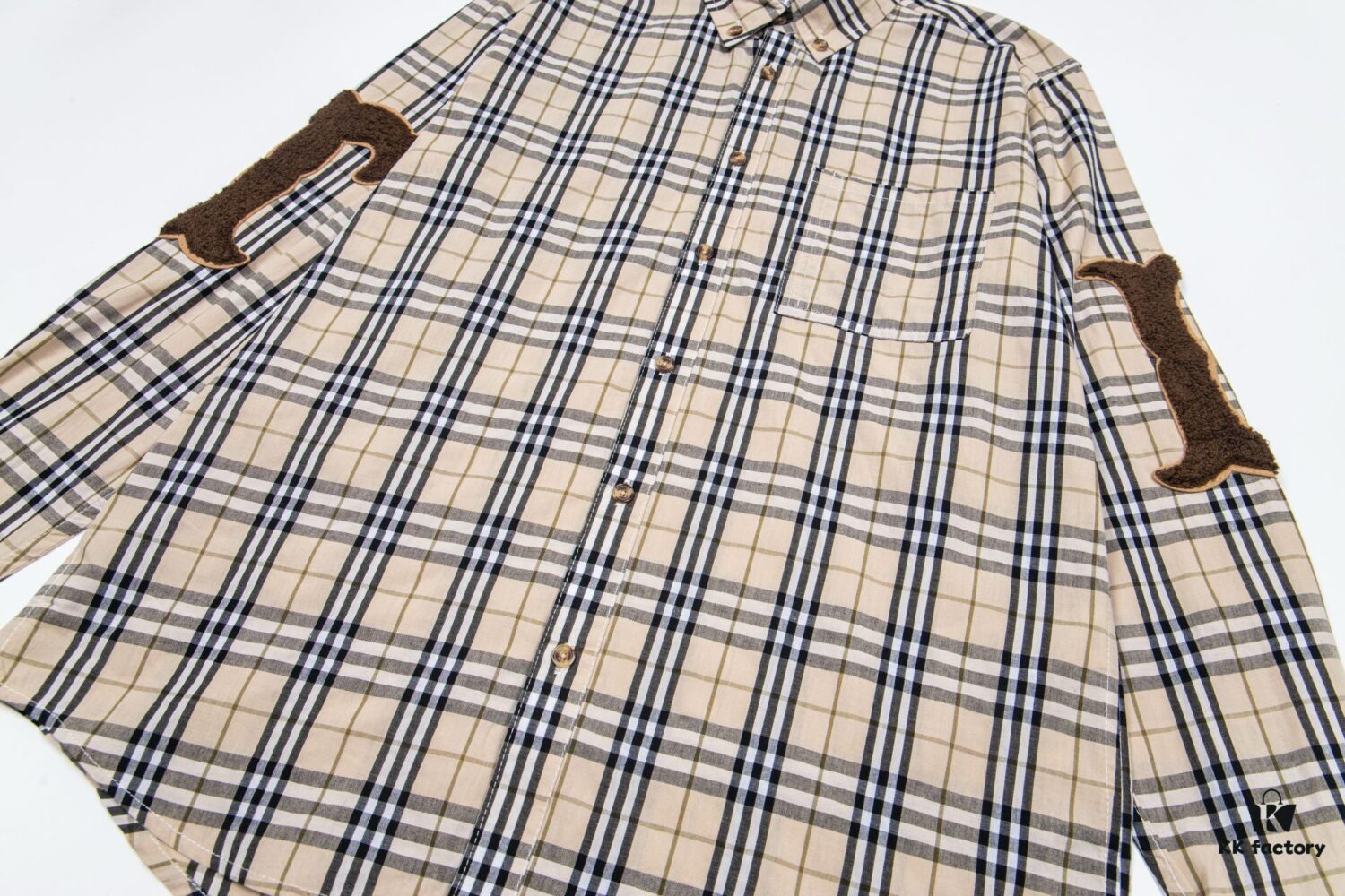 Burberry Letter Plaid Cotton Poplin Shirt, 100% Pure Cotton, Original Quality, Custom Buttons, Chest Patch Pocket, Toweling Fabric Appliqué on Sleeves, All-Over Pattern Matching, Unisex Design