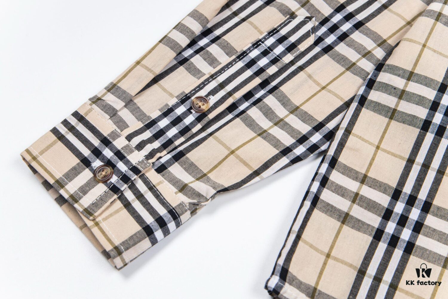 Burberry Letter Plaid Cotton Poplin Shirt, 100% Pure Cotton, Original Quality, Custom Buttons, Chest Patch Pocket, Toweling Fabric Appliqué on Sleeves, All-Over Pattern Matching, Unisex Design