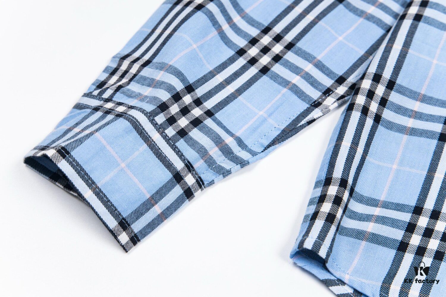 Burberry Letter Plaid Cotton Poplin Shirt, Original 100% Cotton, Premium Quality with Custom Buttons, Patch Pocket, and Toweling Fabric Appliqué on Sleeves