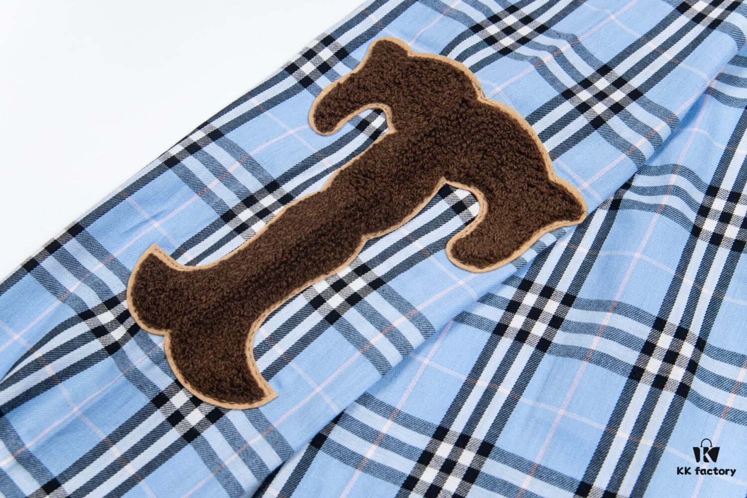 Burberry Letter Plaid Cotton Poplin Shirt, Original 100% Cotton, Premium Quality with Custom Buttons, Patch Pocket, and Toweling Fabric Appliqué on Sleeves