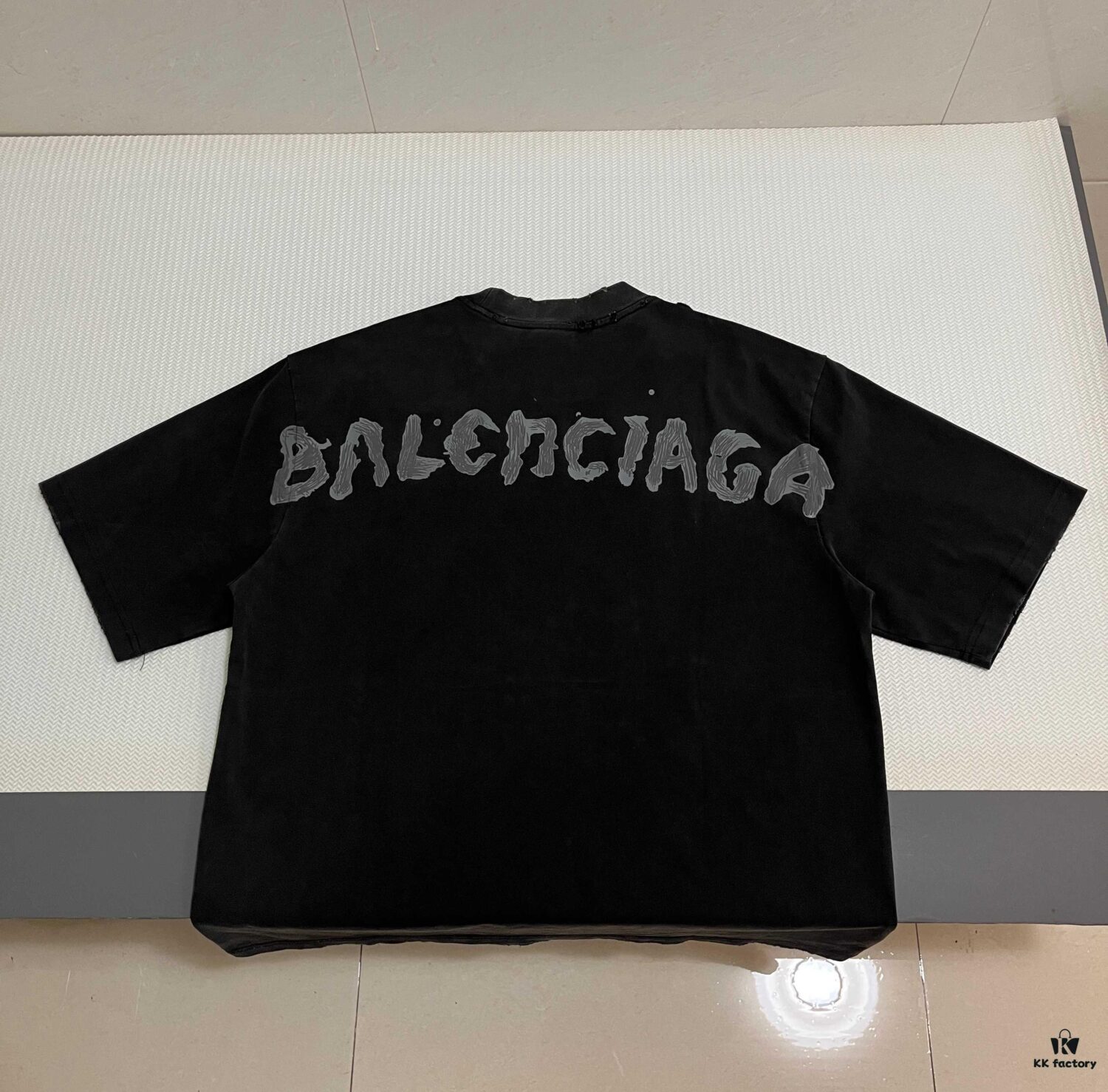 BALENCIAGA 2025SS New Arrival Letter Tape Print Distressed Washed Hole Unisex Cotton Loose Short Sleeve T-Shirt