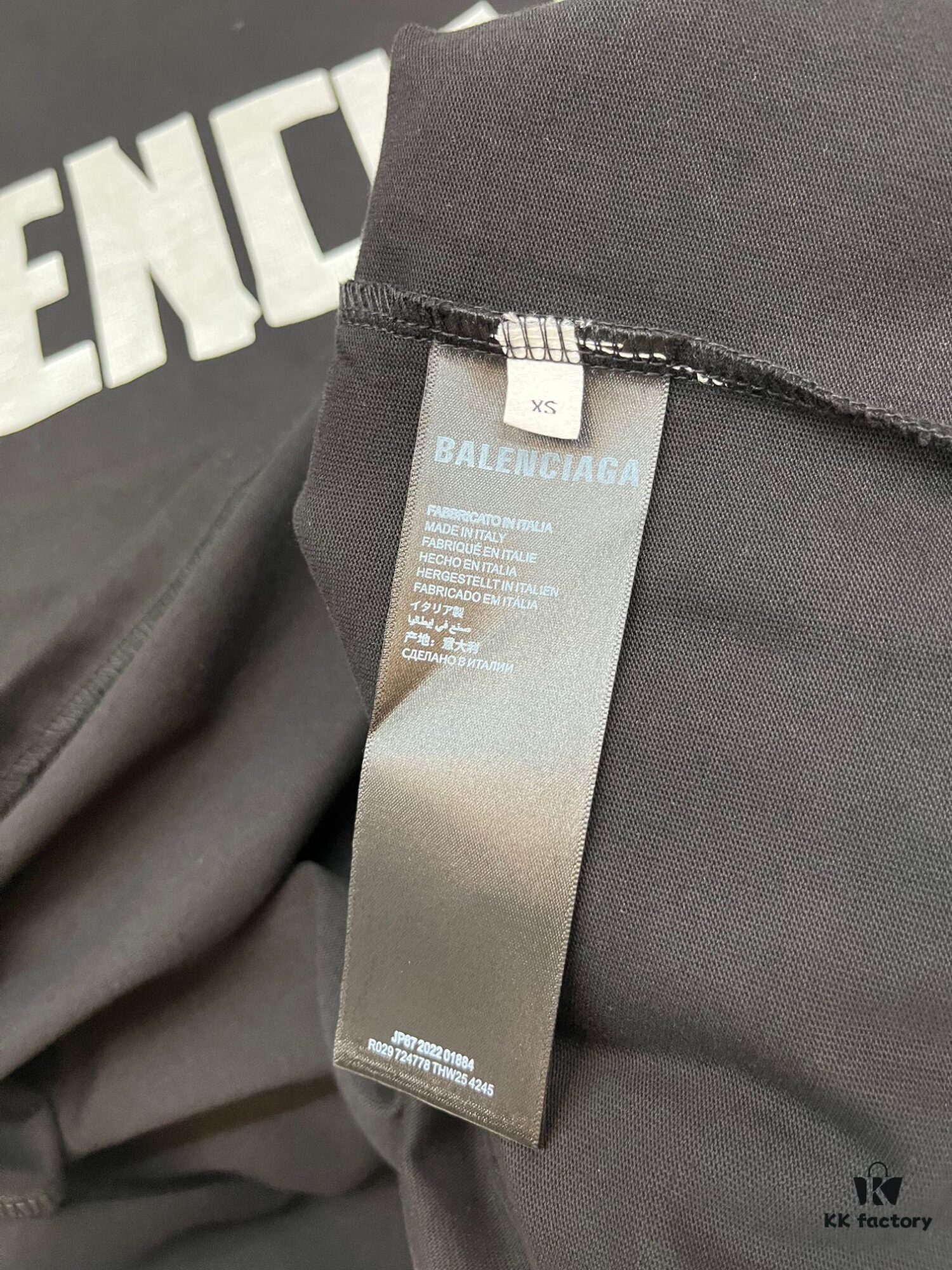 BALENCIAGA Tape Logo Printed Short-Sleeve T-Shirt, Made from 280g Double-Layer Pure Cotton Fabric, Comfortable and Soft to Wear, Featuring Raised Tape Logo Printing for a Premium, Three-Dimensional Look, High-Quality Replica, Complete with All Three Labels