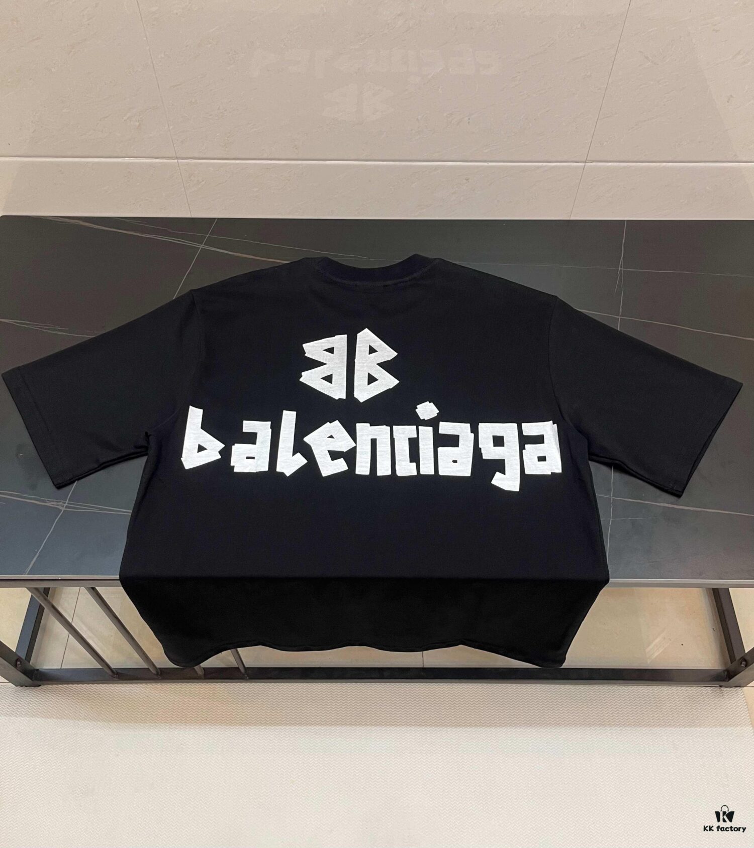 BALENCIAGA Tape Logo Printed Short-Sleeve T-Shirt, Made from 280g Double-Layer Pure Cotton Fabric, Comfortable and Soft to Wear, Featuring Raised Tape Logo Printing for a Premium, Three-Dimensional Look, High-Quality Replica, Complete with All Three Labels