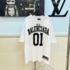BALENCIAGA Spring/Summer 2025 Letter Embroidered '01' Number Short Sleeve T-Shirt, Made from 300g Double-Layer Pure Cotton Fabric with Exquisite Blind Embroidery and High-Definition Direct-to-Film Printing on Front and Back