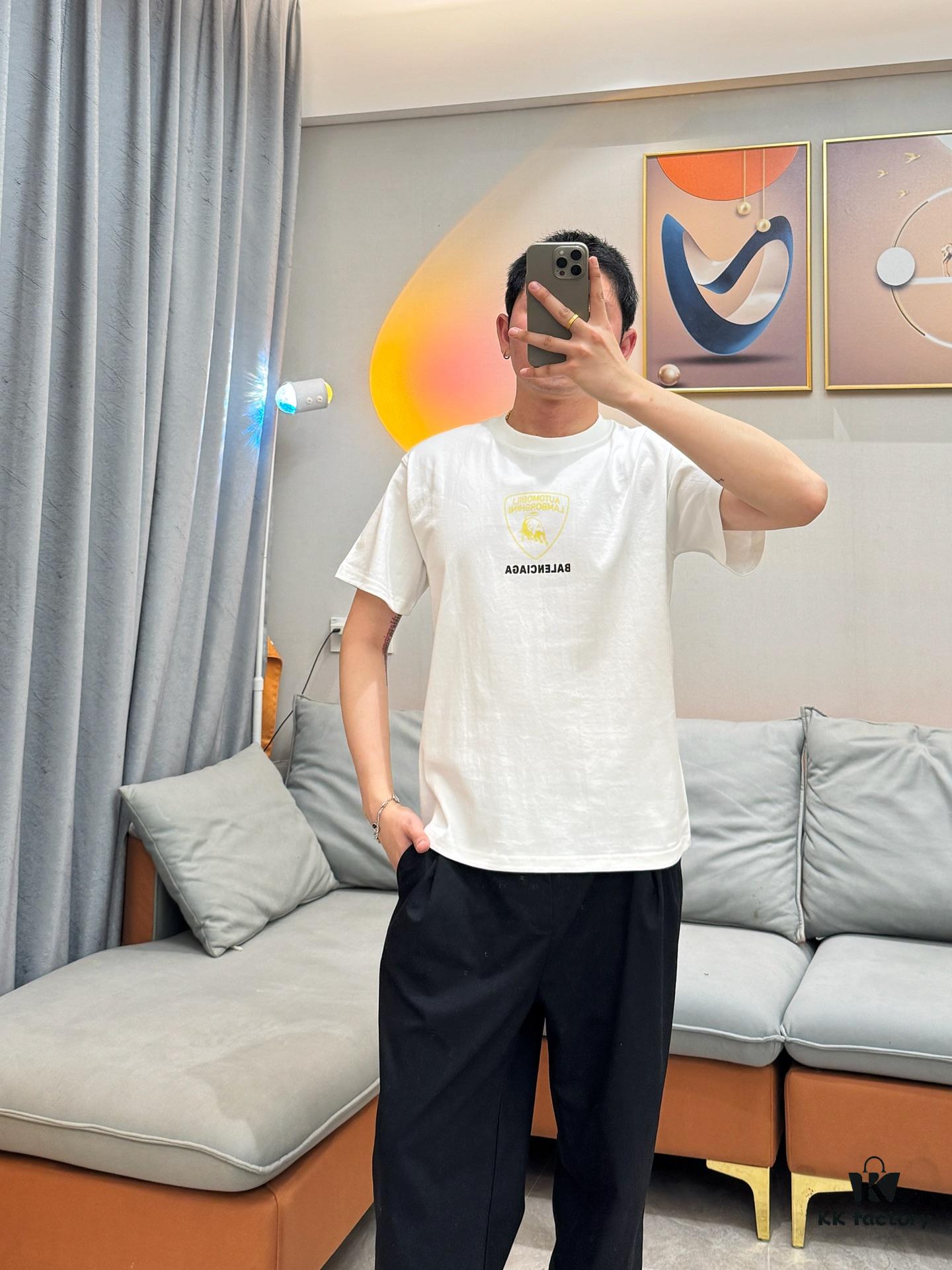 Real-shot model photo