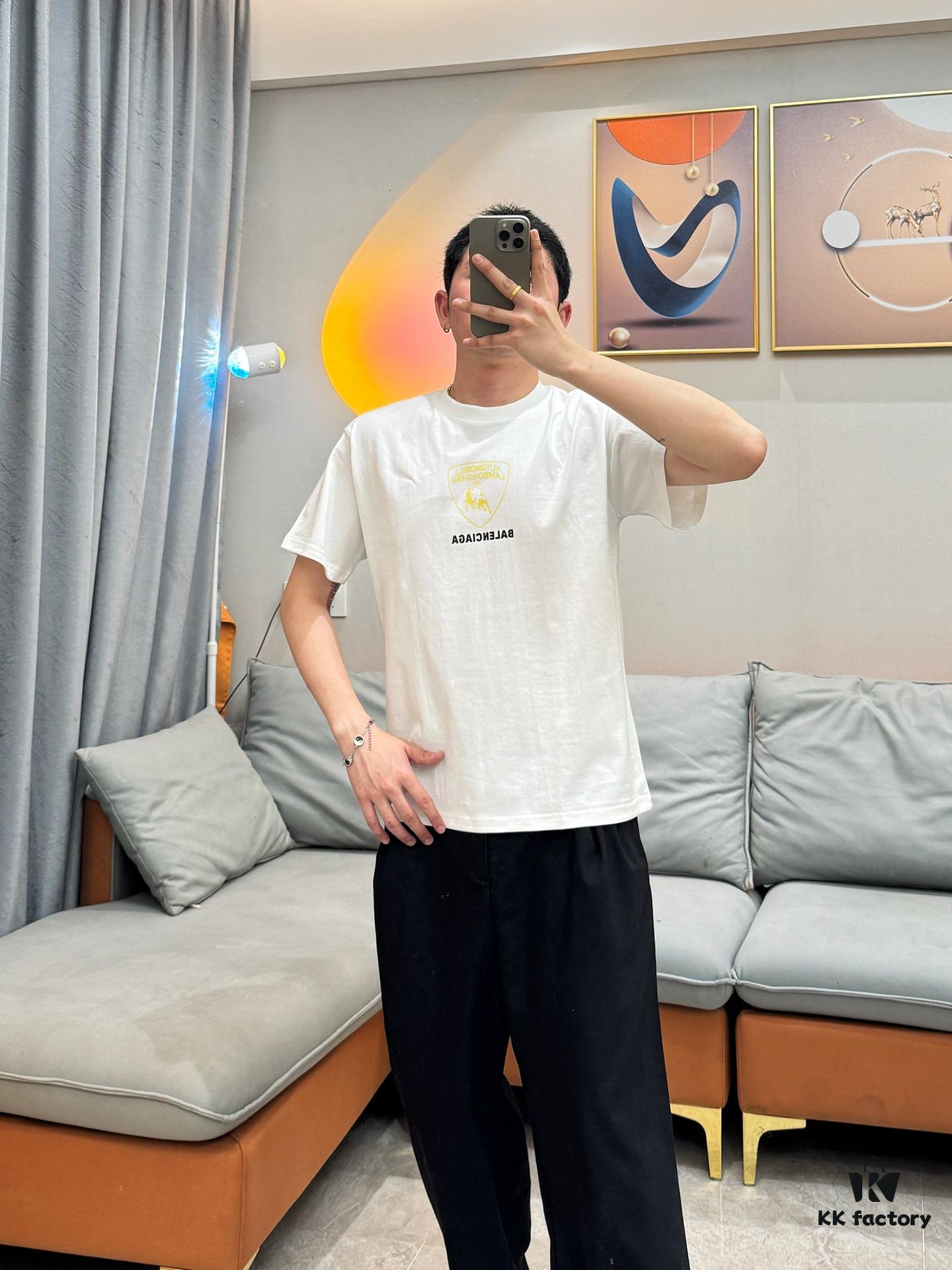 Real-shot model photo