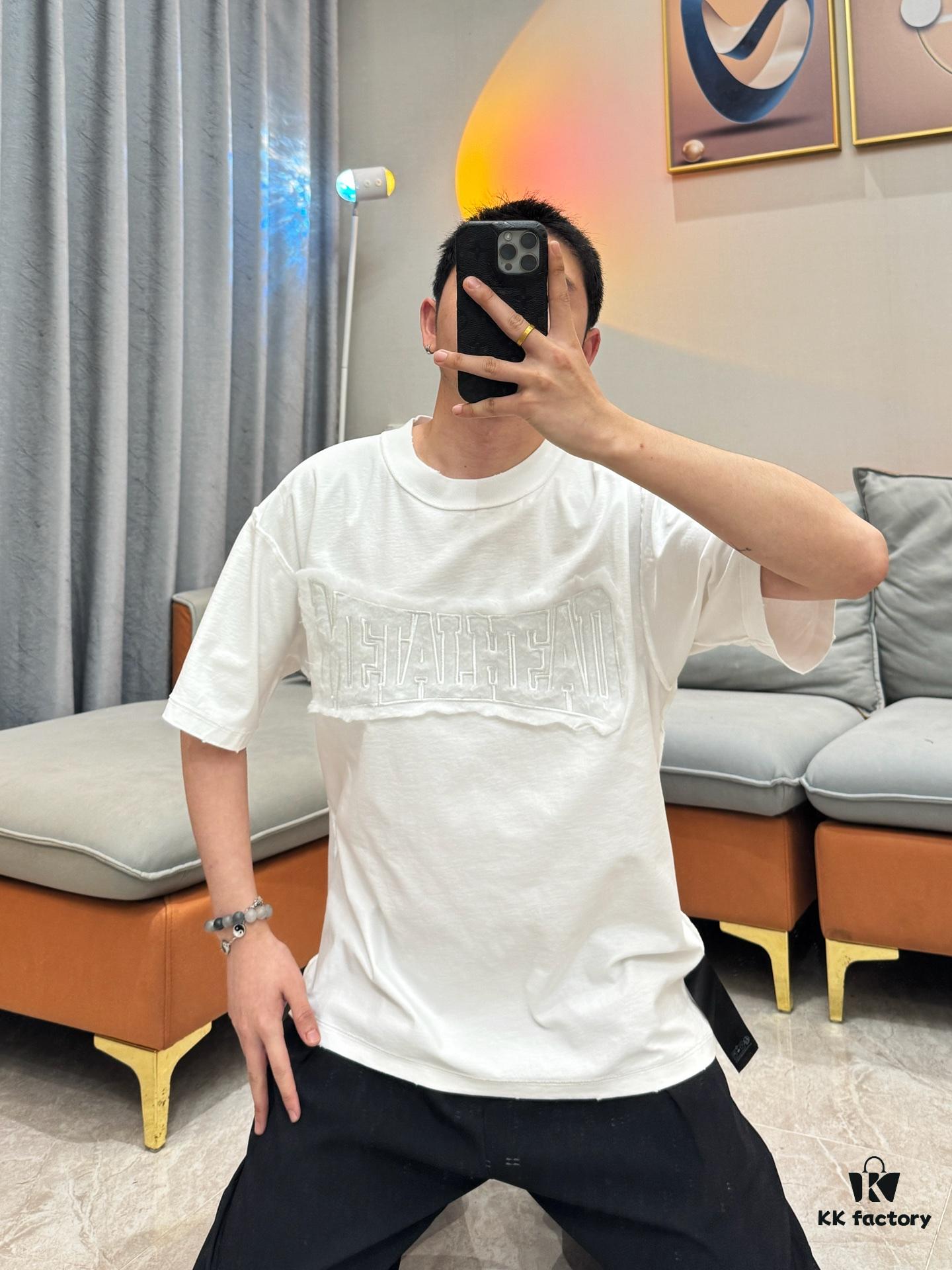 Real Shot Model Photo