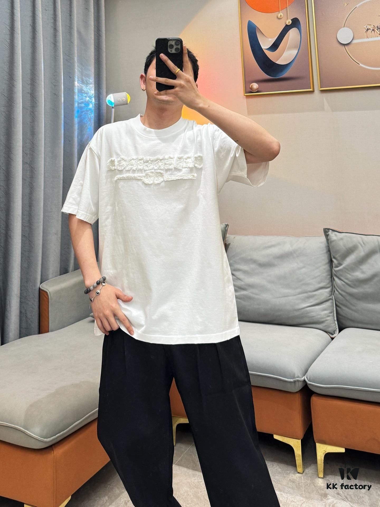 Real-shot model photo