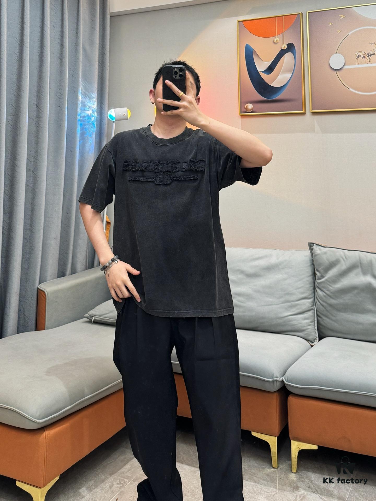 Real-shot model photo