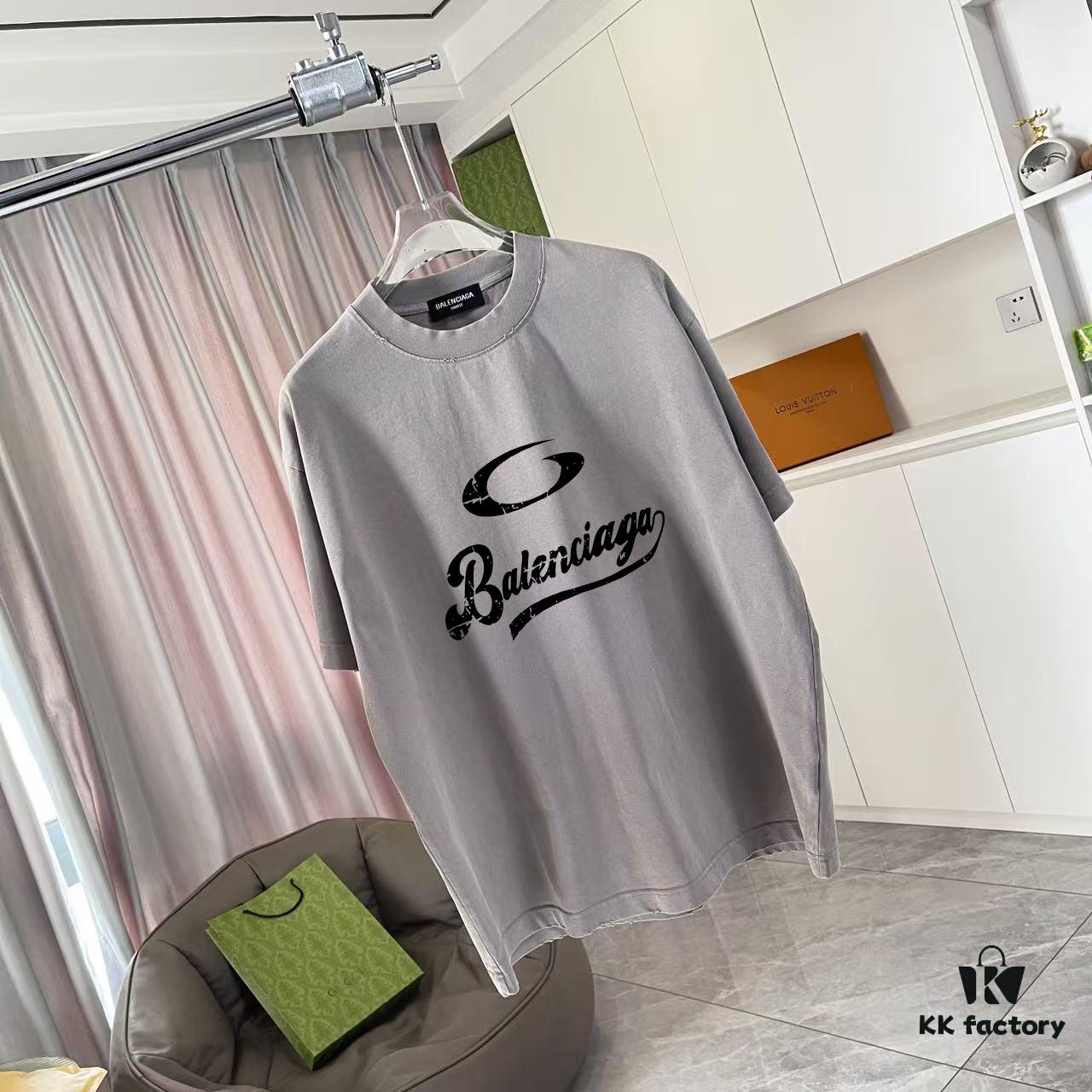 BALENCI*GA Paris 2025 Summer New Arrival Ombre Distressed Vintage Letter Logo Print Custom 320g Fabric Short Sleeve T-Shirt Unisex