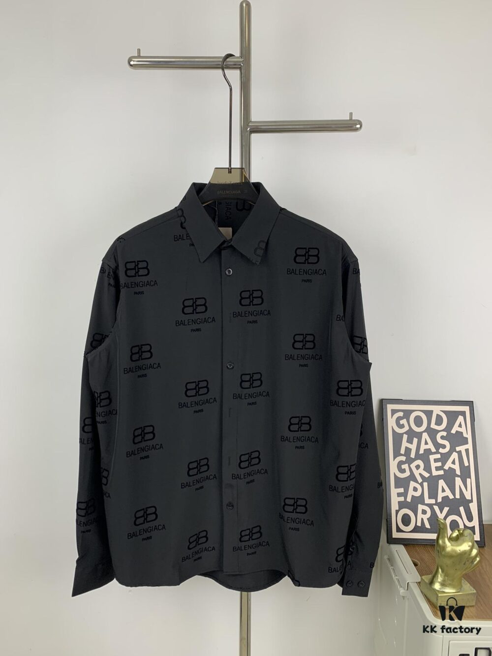 New Balenciaga 2024 SS Unisex Flocked Print Button-Up Shirt with Logo Buckle, Cotton Satin Fabric with Subtle Stretch