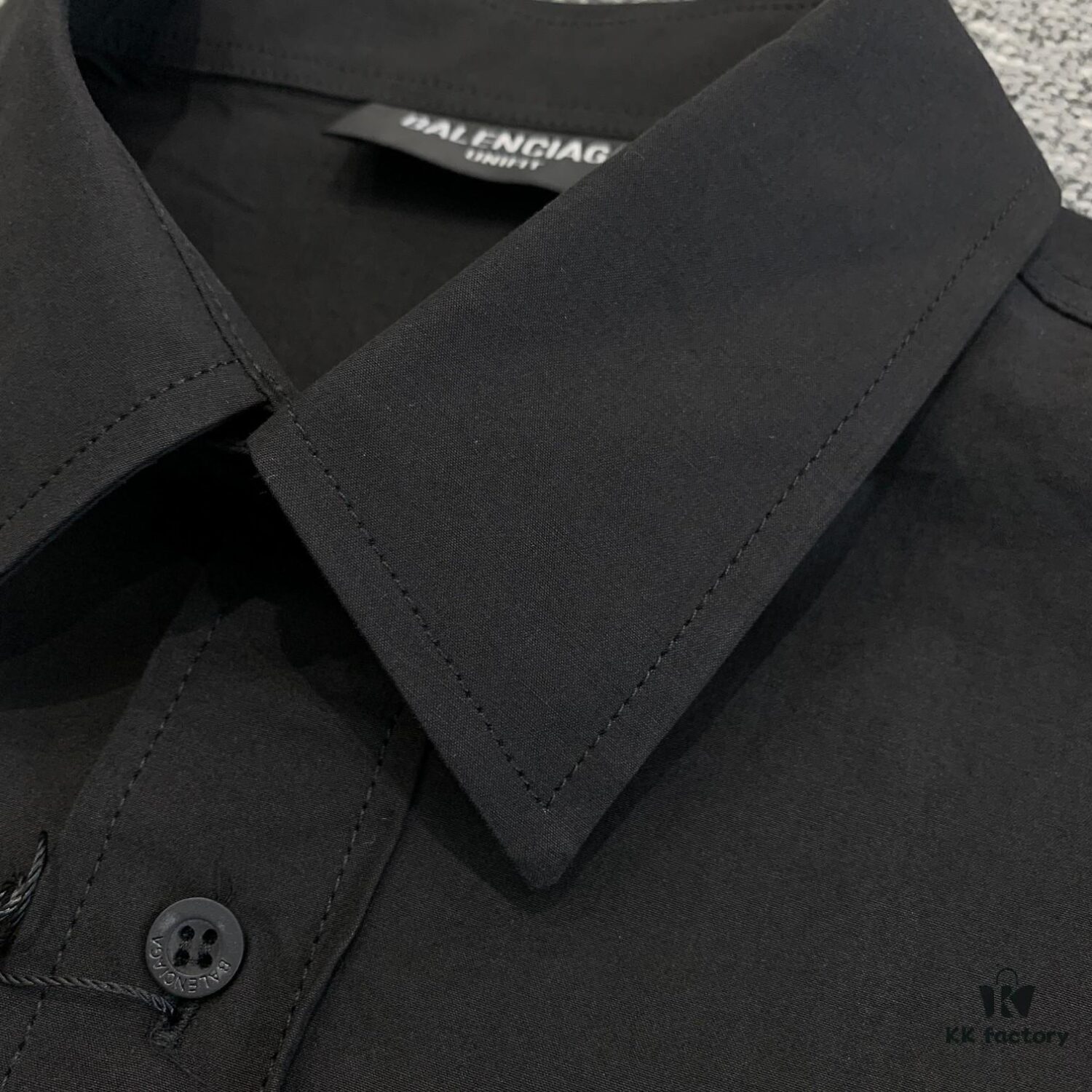 New Balenciaga BLCG 24SS Double-B Orange Graffiti Logo Long-Sleeve Shirt with Full-Arm Print