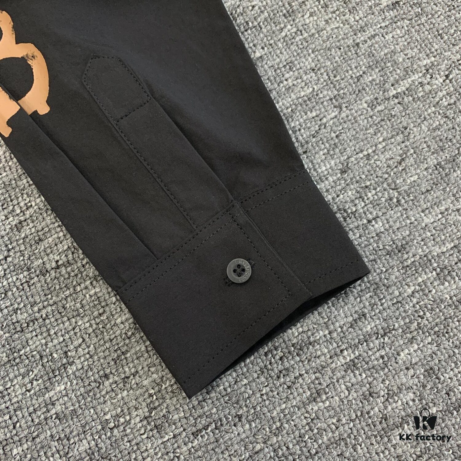 New Balenciaga BLCG 24SS Double-B Orange Graffiti Logo Long-Sleeve Shirt with Full-Arm Print