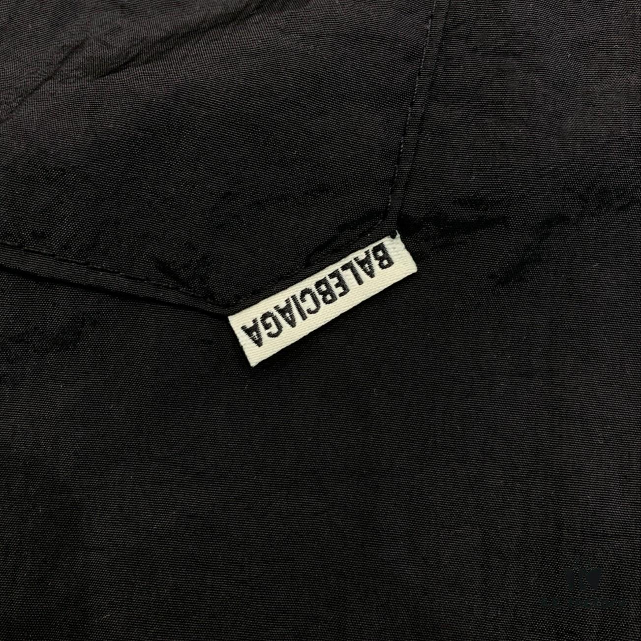 New BLCG Balenciaga White Letter Print Shorts, Exclusive Version! Premium Look with Original Custom Accessories and Packaging, Classic and Versatile Style