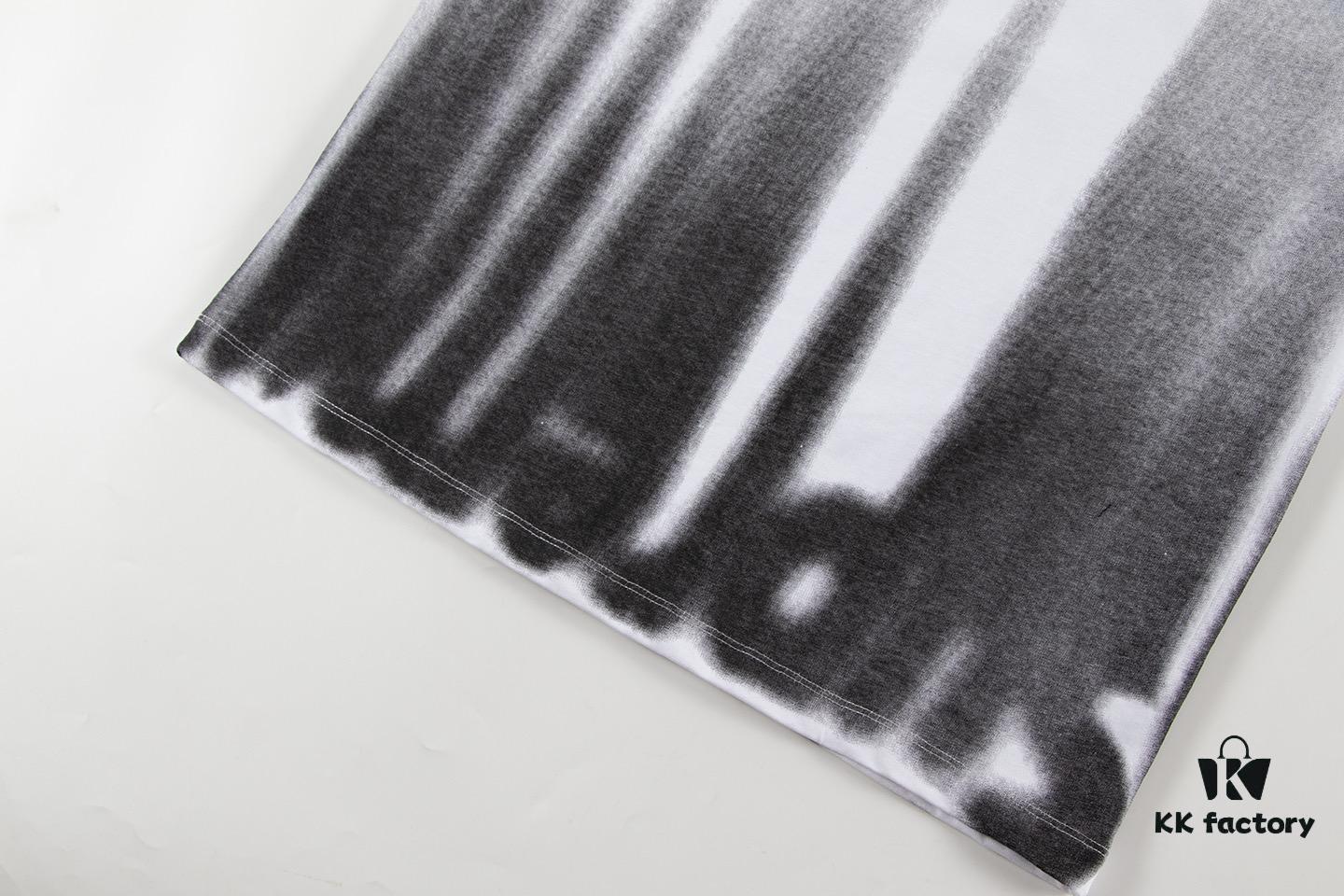 2025 New Arrival Balenciaga Short Sleeve T-Shirt